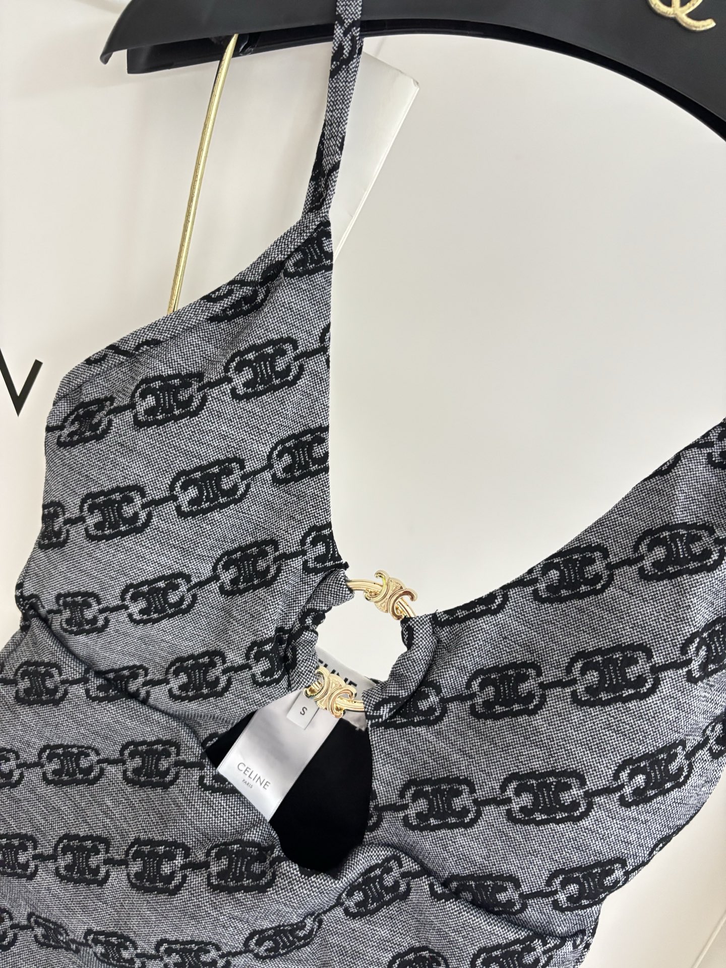 Celine比基尼😍🥰适合多种场景的游泳衣🏊‍♀️海边 游泳池 温泉 水上乐园 漂流都可以😌内搭也完全可