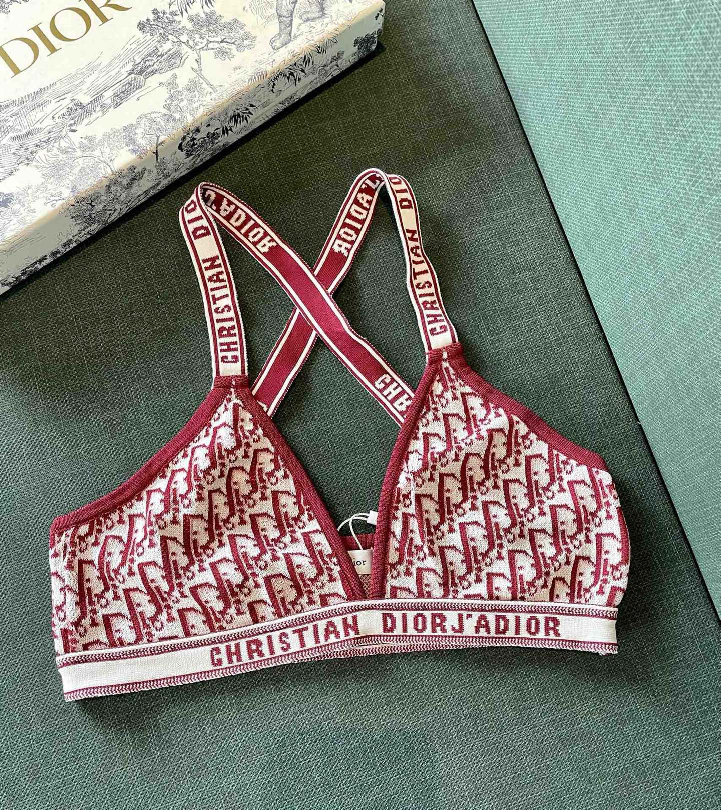 迪奥针织比基尼套装分体泳衣 FF字母印花抹胸内衣+平角打底裤，码数：均码（适合80-125斤）