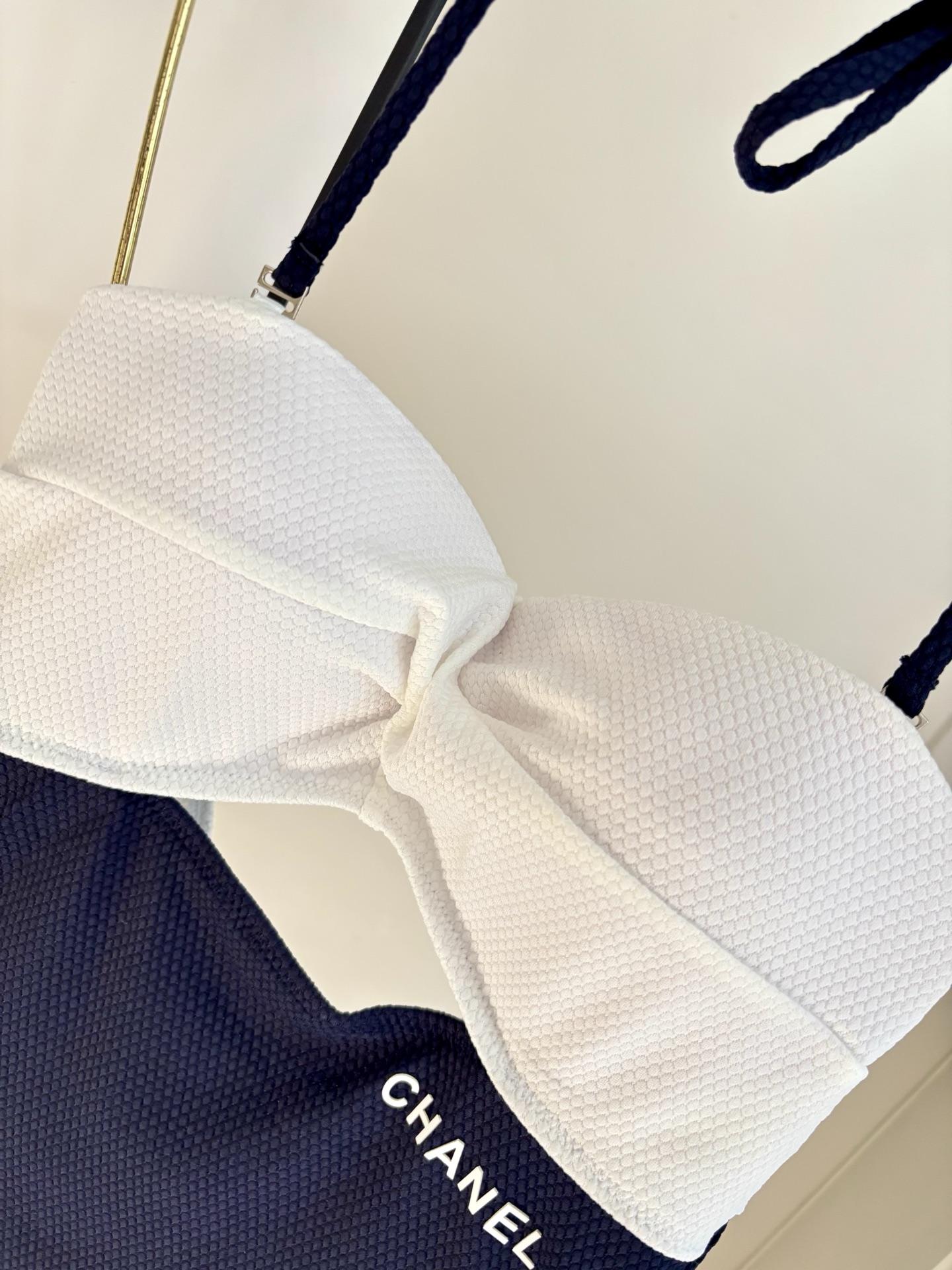 Chanel新款泳衣 适合多种场景的游泳衣🏊‍♀️海边 游泳池 温泉 水上乐园 漂流都可以😌内搭也完全可