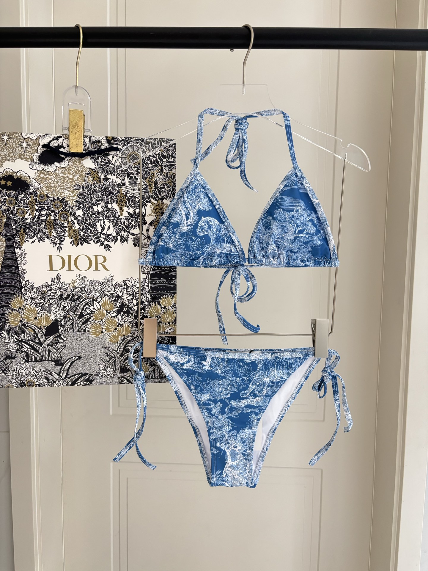 迪奥泳衣比基尼动物系列印花适合多种场景的游泳衣🏊‍♀️海边 游泳池 温泉 水上乐园 漂流都可以😌内搭也完