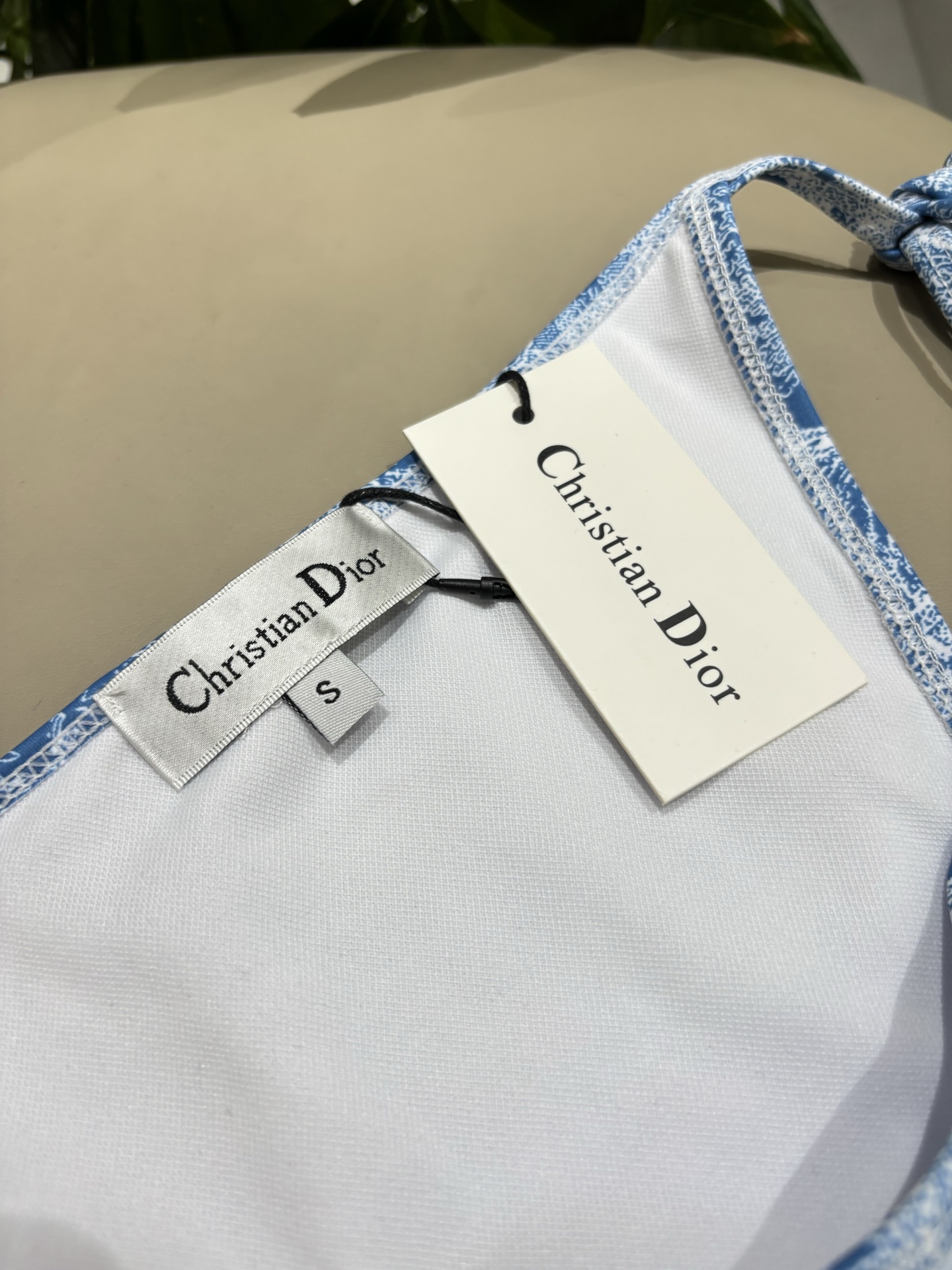 迪奥泳衣比基尼动物系列印花适合多种场景的游泳衣🏊‍♀️海边 游泳池 温泉 水上乐园 漂流都可以😌内搭也完