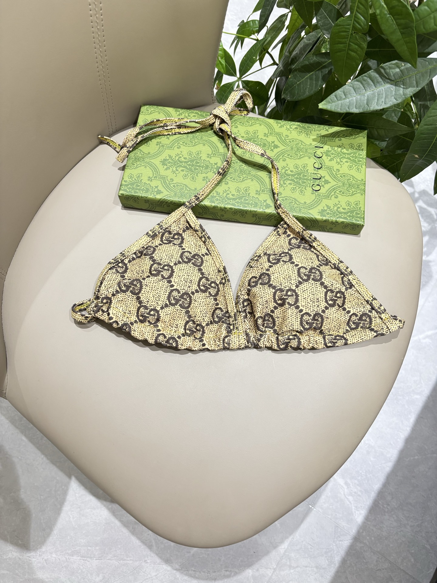 Gucci新款比基尼 适合多种场景的游泳衣🏊‍♀️海边 游泳池 温泉 水上乐园 漂流都可以😌内搭也完全可