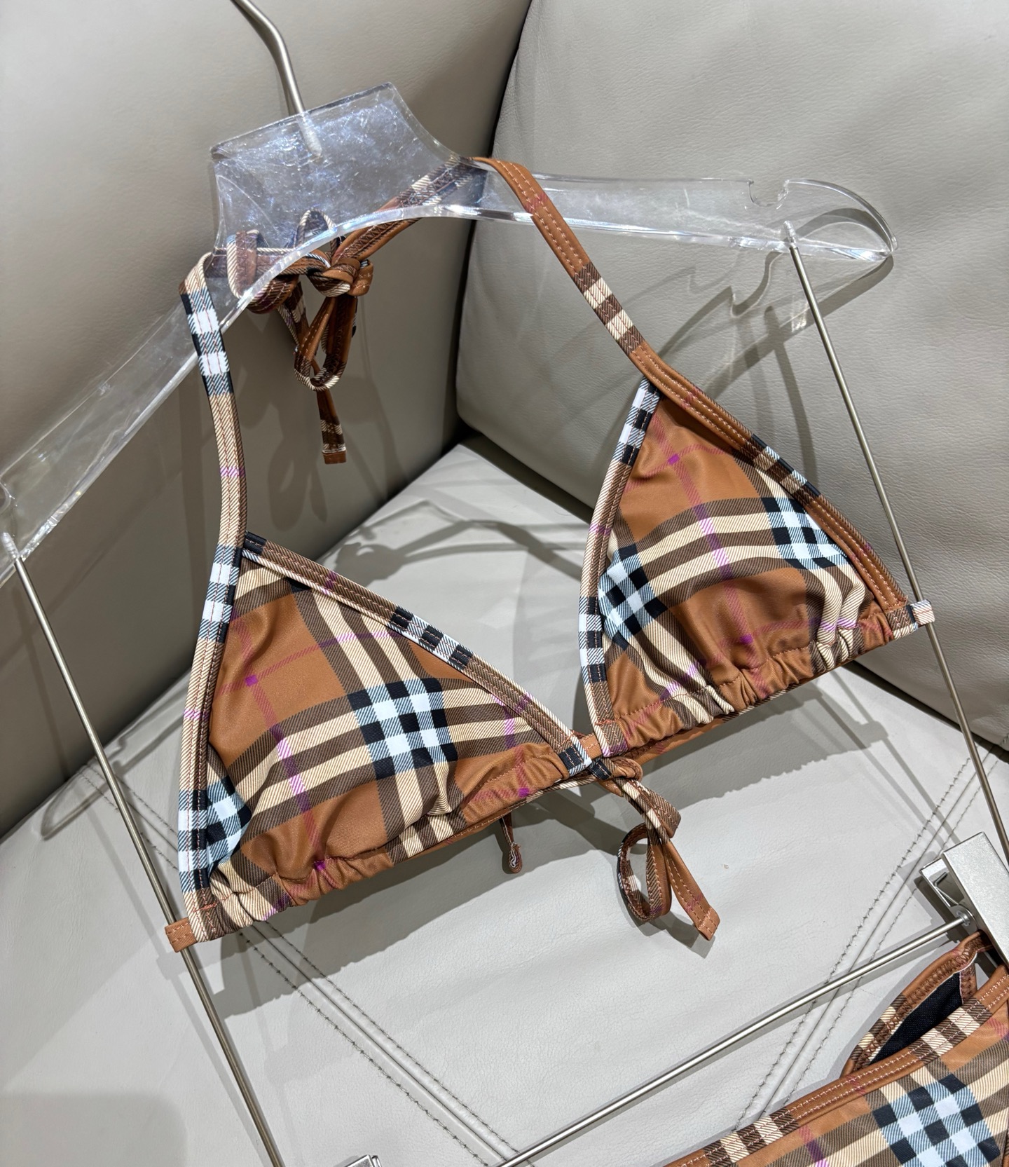 巴宝莉比基尼 适合多种场景的游泳衣🏊‍♀️海边 游泳池 温泉 水上乐园 漂流都可以😌内搭也完全可以 连体