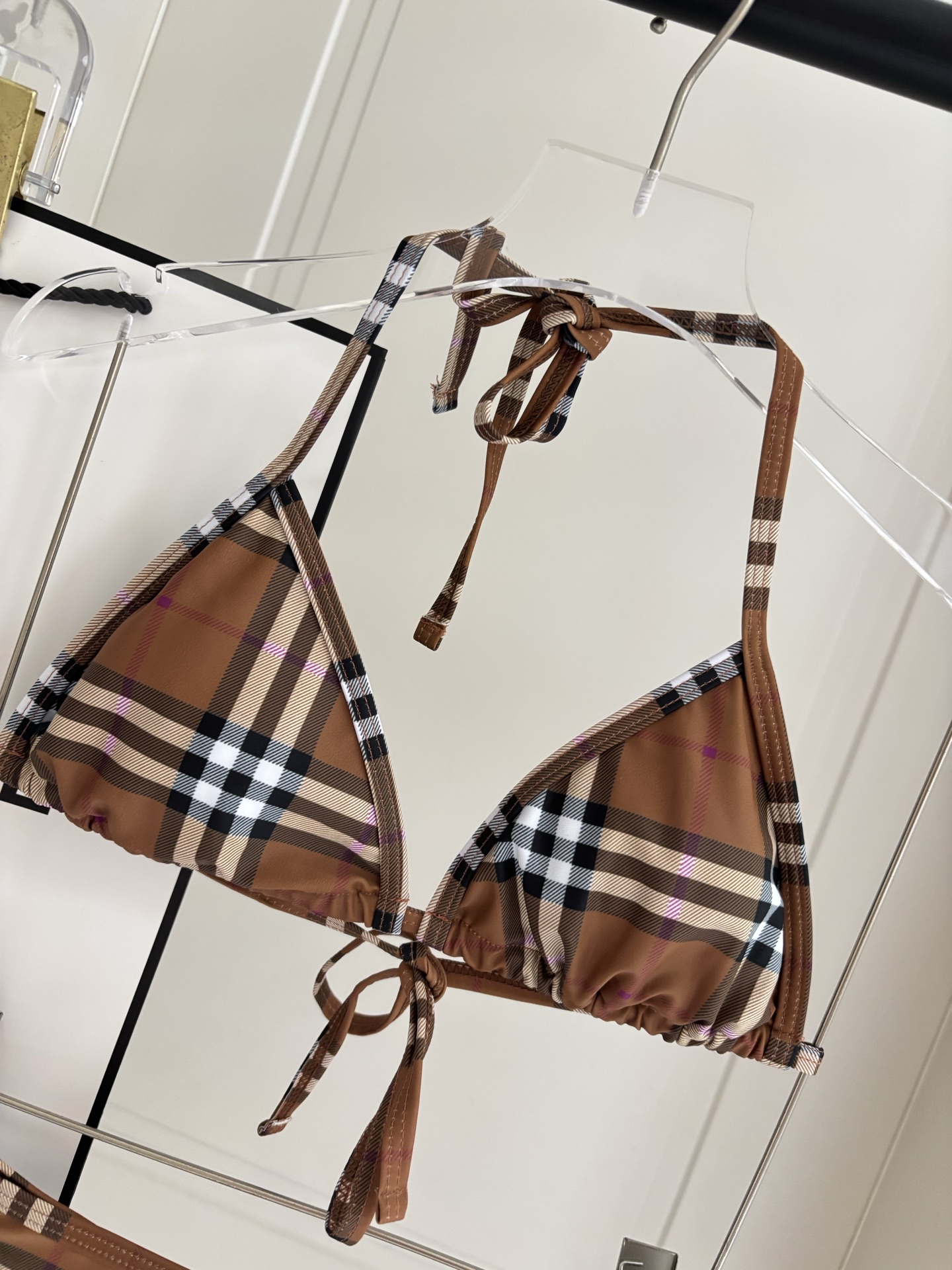 巴宝莉比基尼 适合多种场景的游泳衣🏊‍♀️海边 游泳池 温泉 水上乐园 漂流都可以😌内搭也完全可以 连体