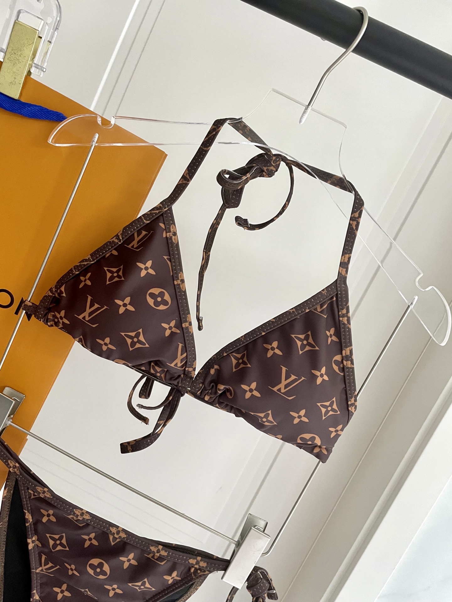 Lv新款比基尼👙❤️😍🥰适合多种场景的游泳衣🏊‍♀️海边 游泳池 温泉 水上乐园 漂流都可以😌内搭外穿也