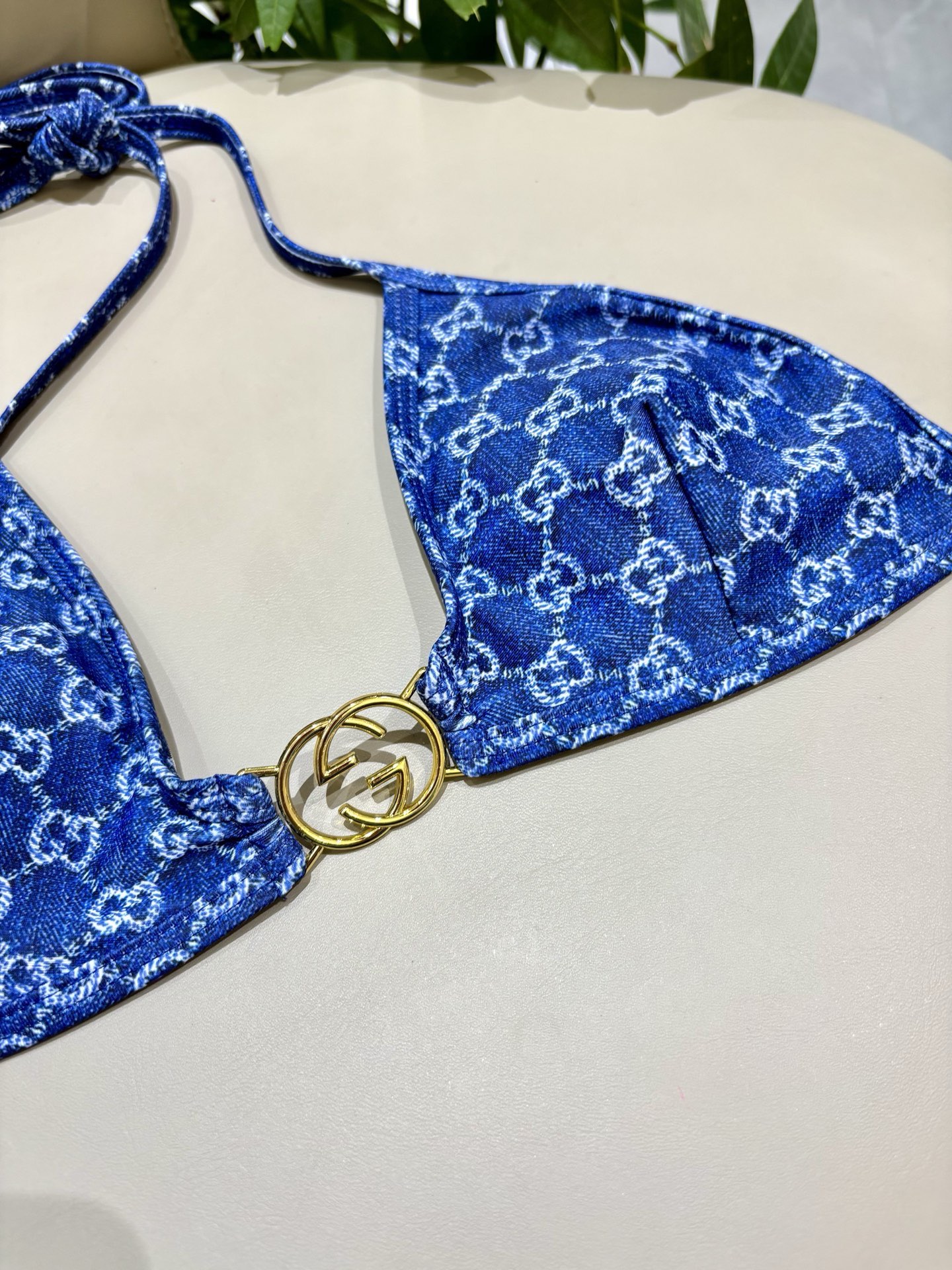 Gucci古奇新款比基尼泳衣👙❤️😍🥰适合多种场景的游泳衣🏊‍♀️海边 游泳池 温泉 水上乐园 漂流都可