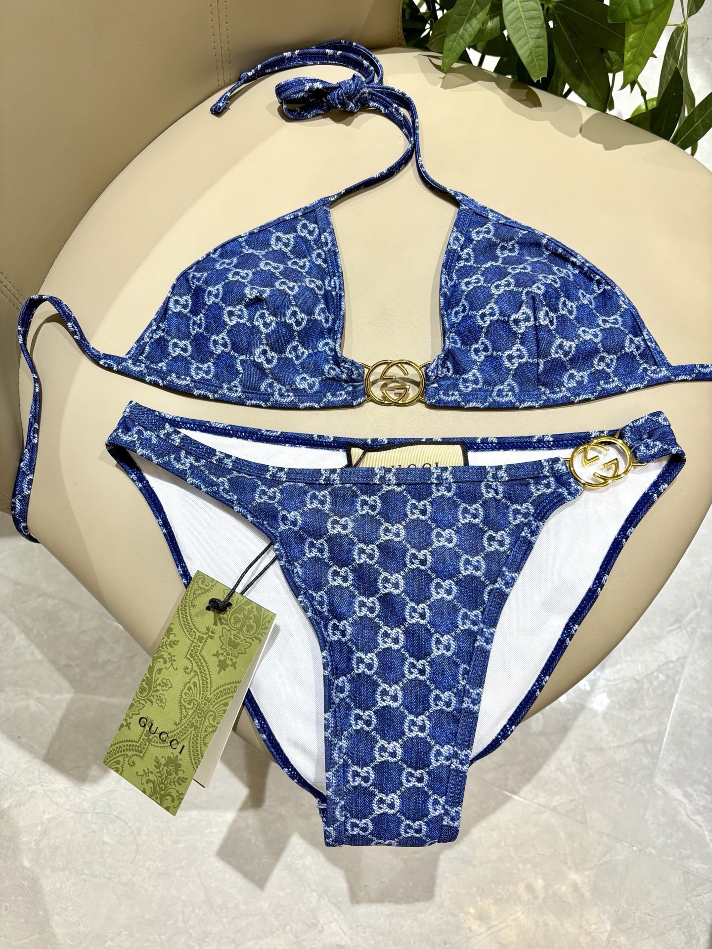 Gucci古奇新款比基尼泳衣👙❤️😍🥰适合多种场景的游泳衣🏊‍♀️海边 游泳池 温泉 水上乐园 漂流都可