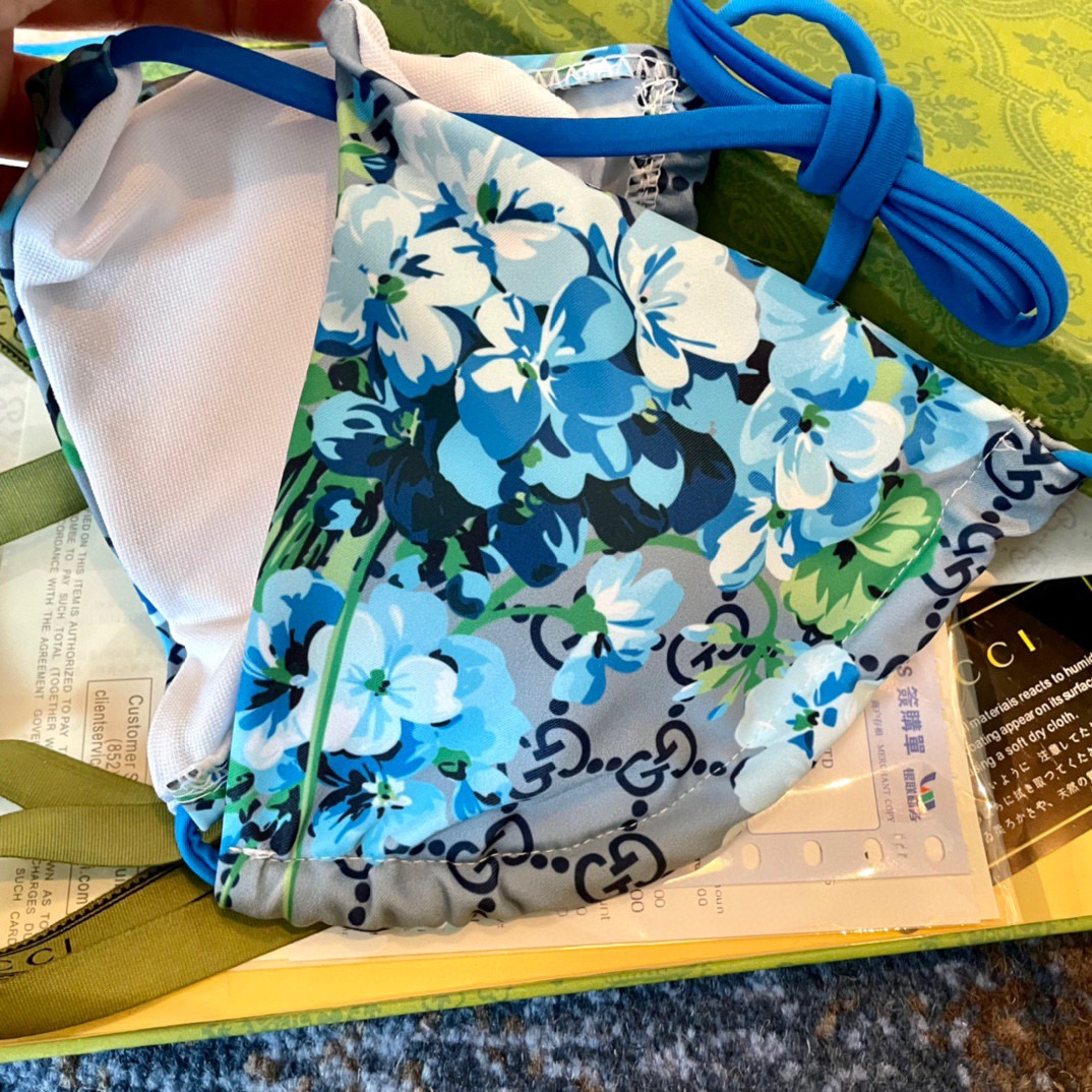 Gucci古奇新款比基尼泳衣👙❤️😍🥰适合多种场景的游泳衣🏊‍♀️海边 游泳池 温泉 水上乐园 漂流都可