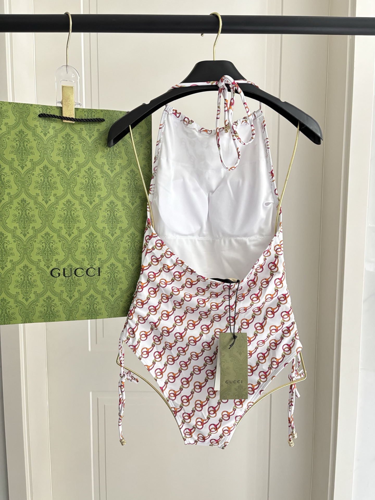 Gucci古奇新款泳衣👙❤️😍🥰适合多种场景的游泳衣🏊‍♀️海边 游泳池 温泉 水上乐园 漂流都可以😌内