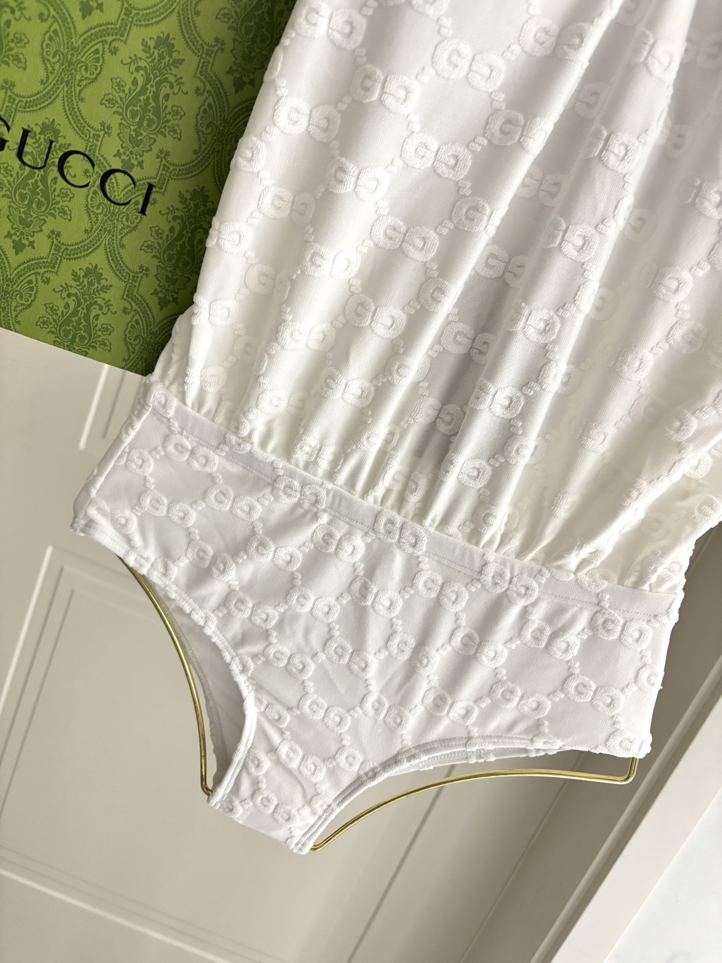 Gucci古奇新款泳衣👙❤️😍🥰适合多种场景的游泳衣🏊‍♀️海边 游泳池 温泉 水上乐园 漂流都可以😌内