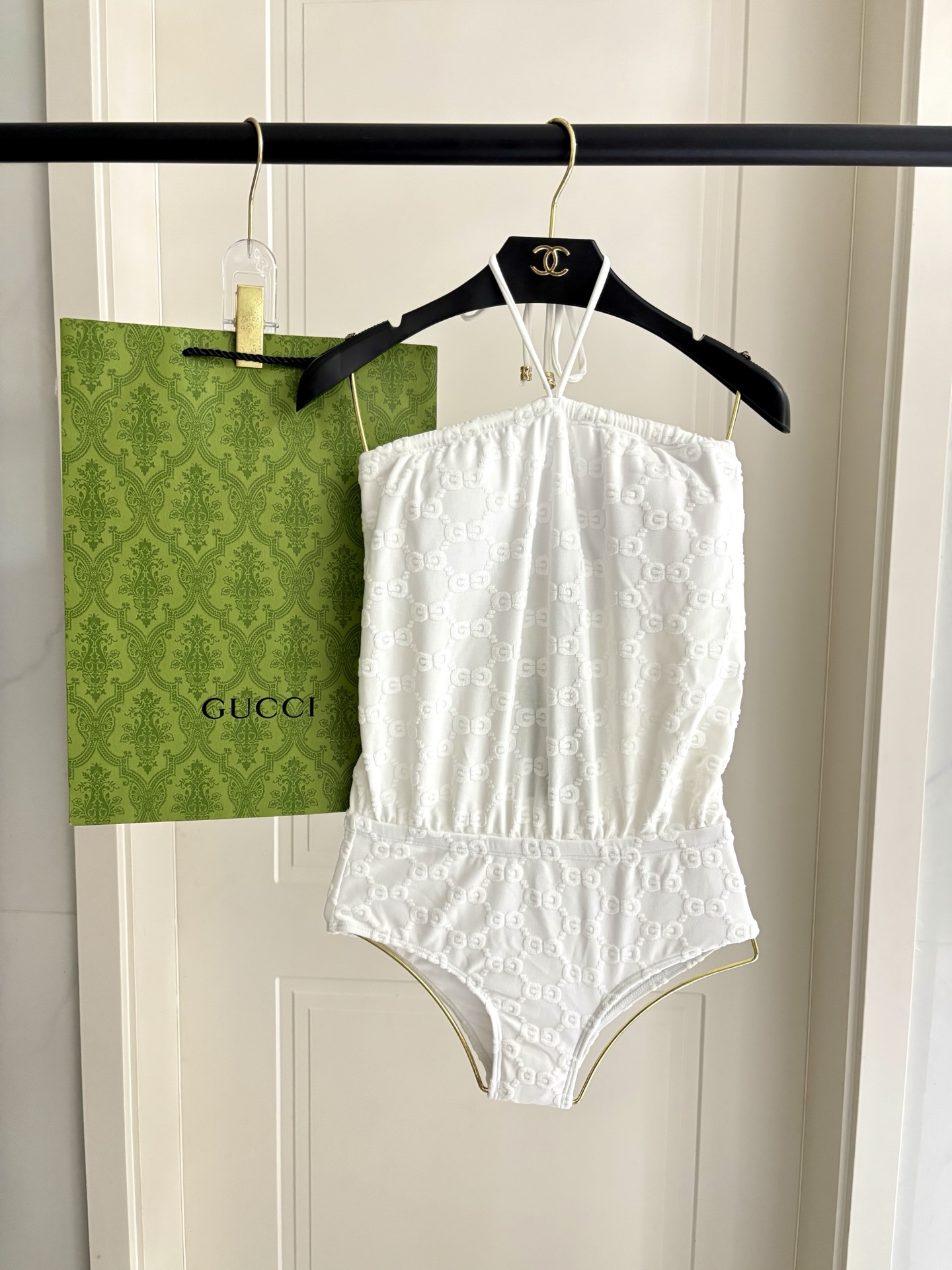 Gucci古奇新款泳衣👙❤️😍🥰适合多种场景的游泳衣🏊‍♀️海边 游泳池 温泉 水上乐园 漂流都可以😌内