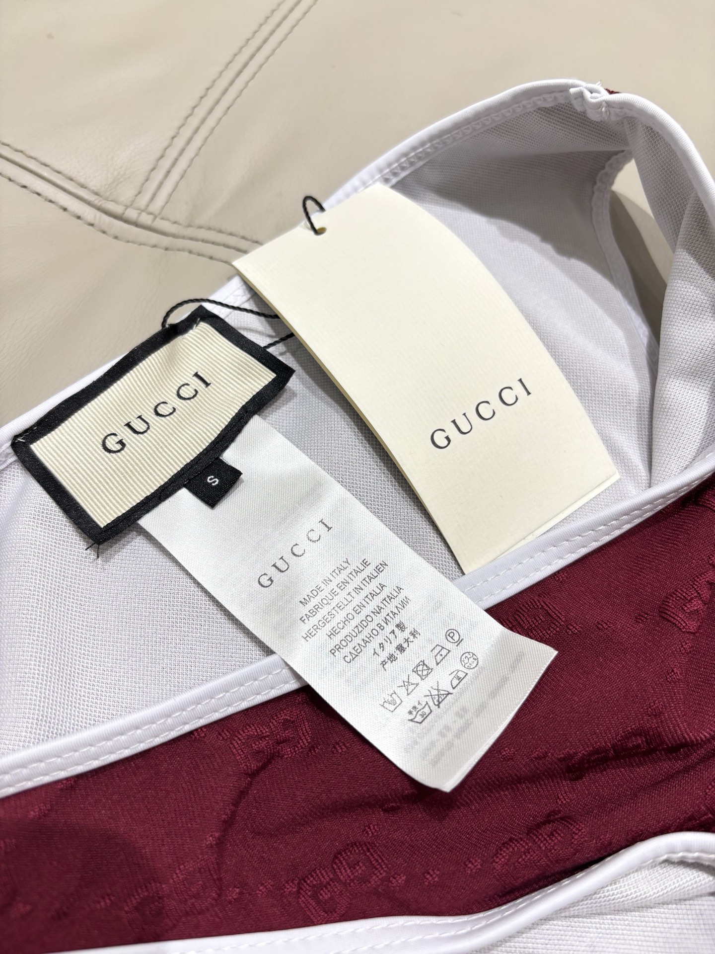 Gucci古奇新款泳衣👙❤️😍🥰适合多种场景的游泳衣🏊‍♀️海边 游泳池 温泉 水上乐园 漂流都可以😌内