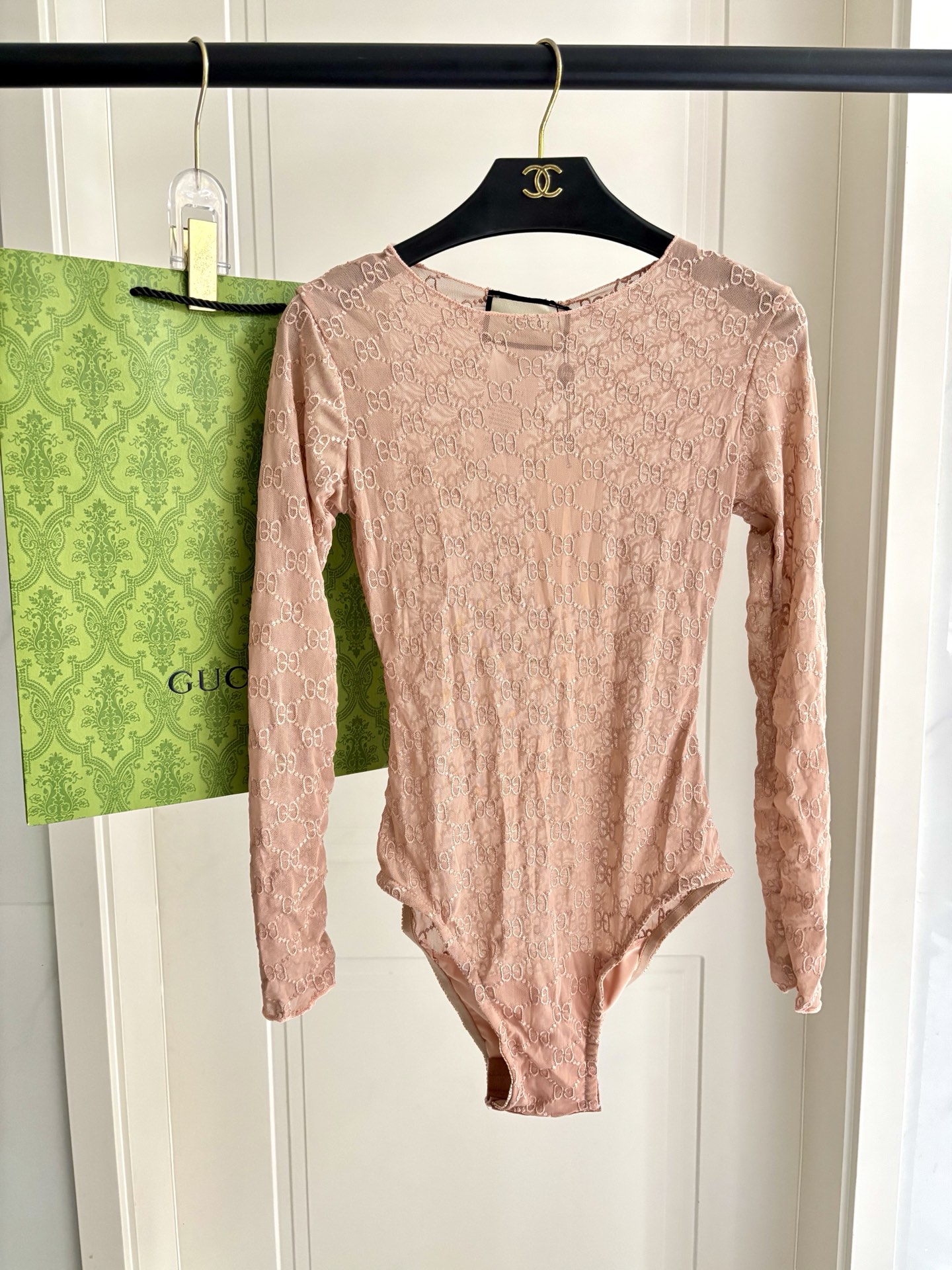 Gucci古奇新款长袖泳衣👙❤️😍🥰适合多种场景的游泳衣🏊‍♀️海边 游泳池 温泉 水上乐园 漂流都可以