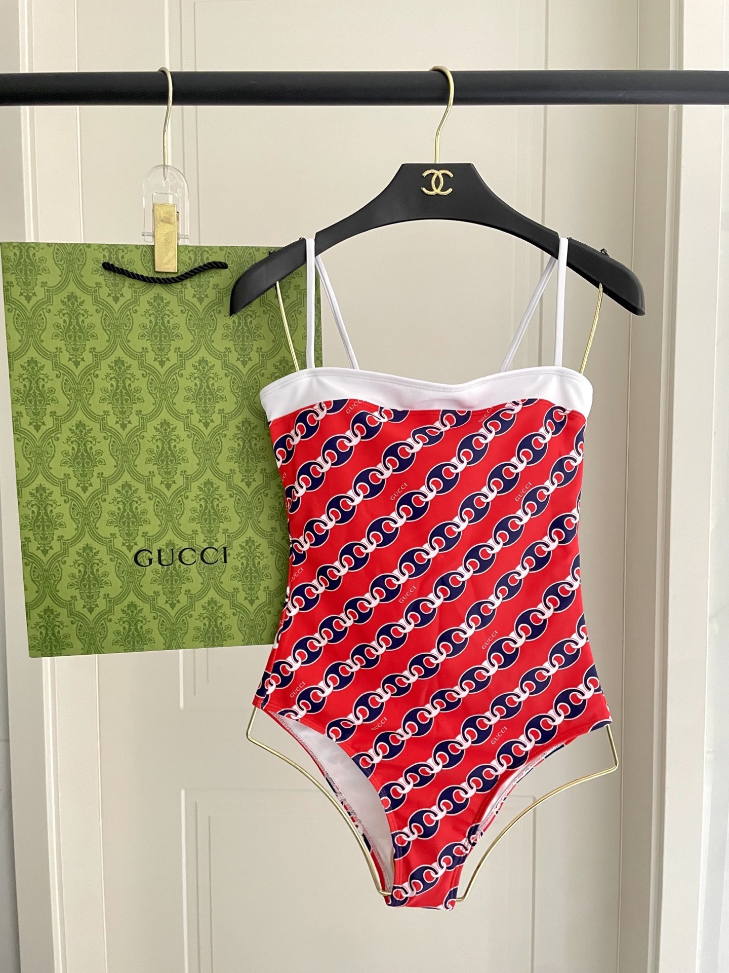 Gucci专柜新款泳衣 😍🥰适合多种场景的游泳衣🏊‍♀️海边 游泳池 温泉 水上乐园 漂流都可以😌内搭也