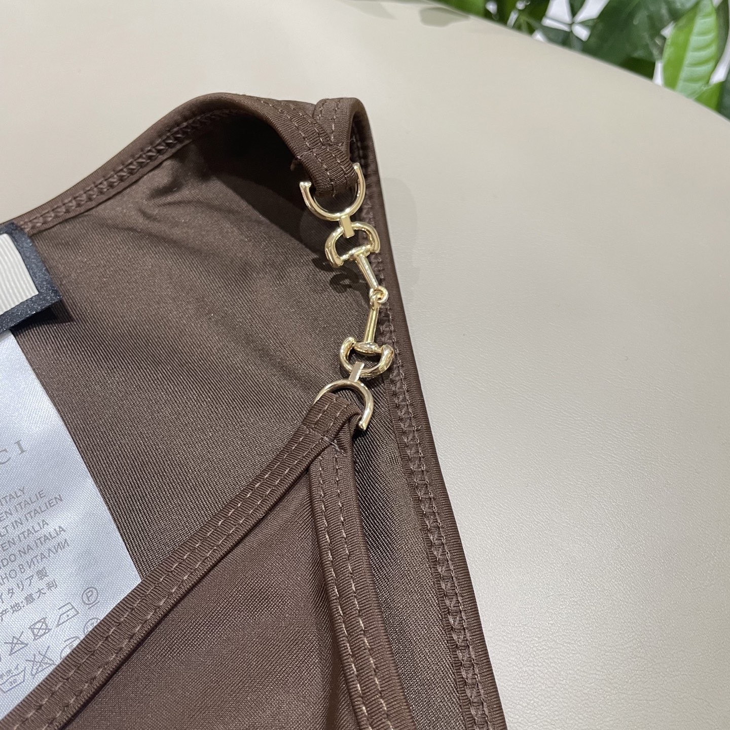 Gucci专柜新款泳衣 😍🥰适合多种场景的游泳衣🏊‍♀️海边 游泳池 温泉 水上乐园 漂流都可以😌内搭也