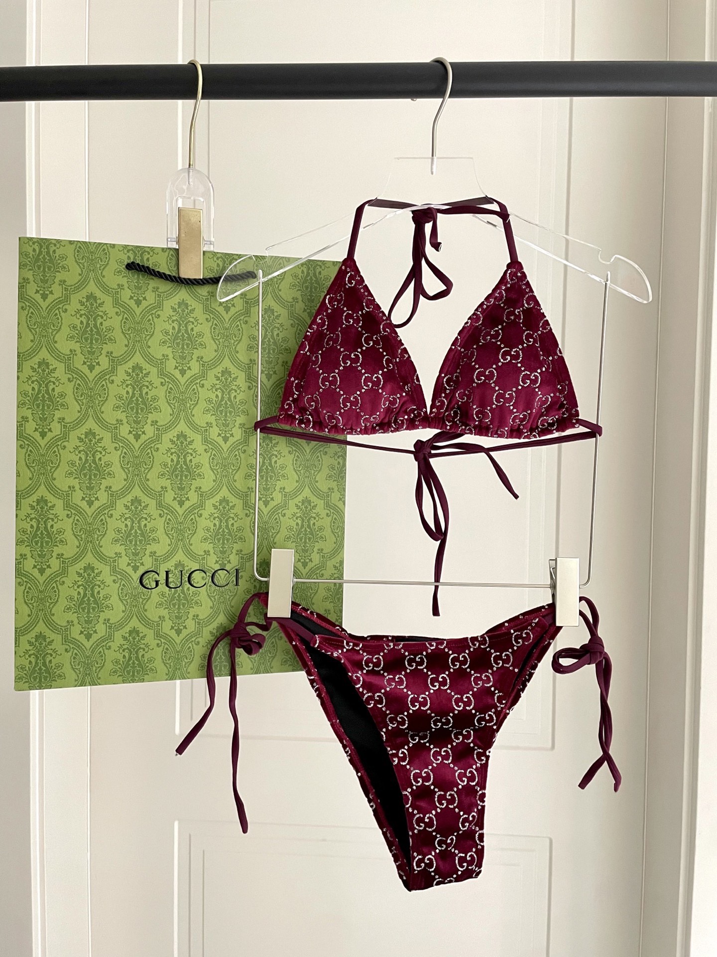 Gucci专柜新款泳衣 😍🥰适合多种场景的游泳衣🏊‍♀️海边 游泳池 温泉 水上乐园 漂流都可以😌内搭也