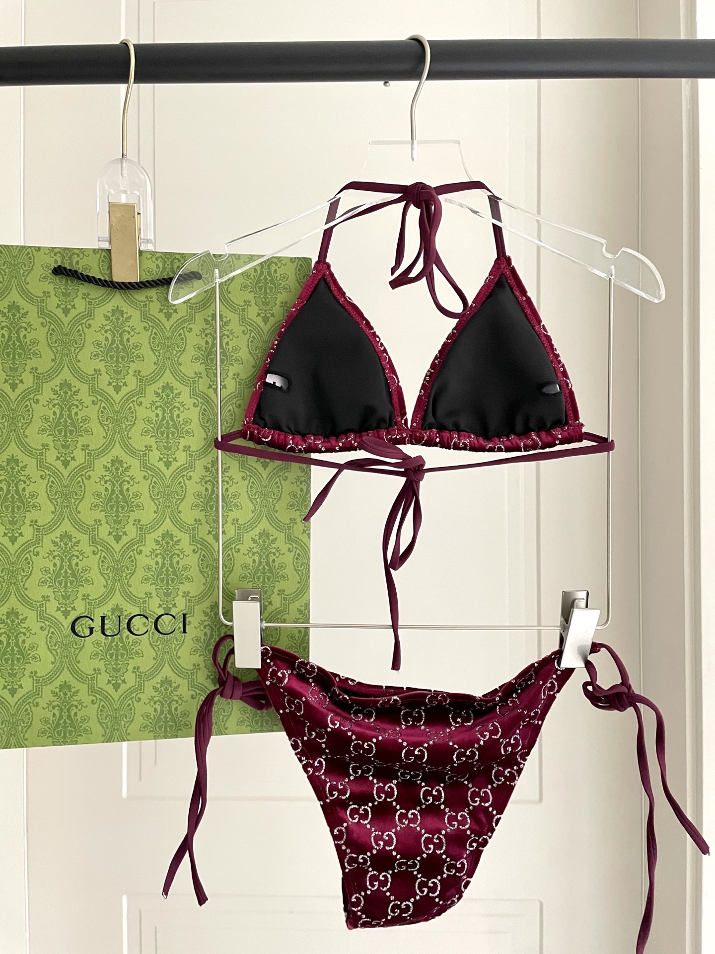 Gucci专柜新款泳衣 😍🥰适合多种场景的游泳衣🏊‍♀️海边 游泳池 温泉 水上乐园 漂流都可以😌内搭也