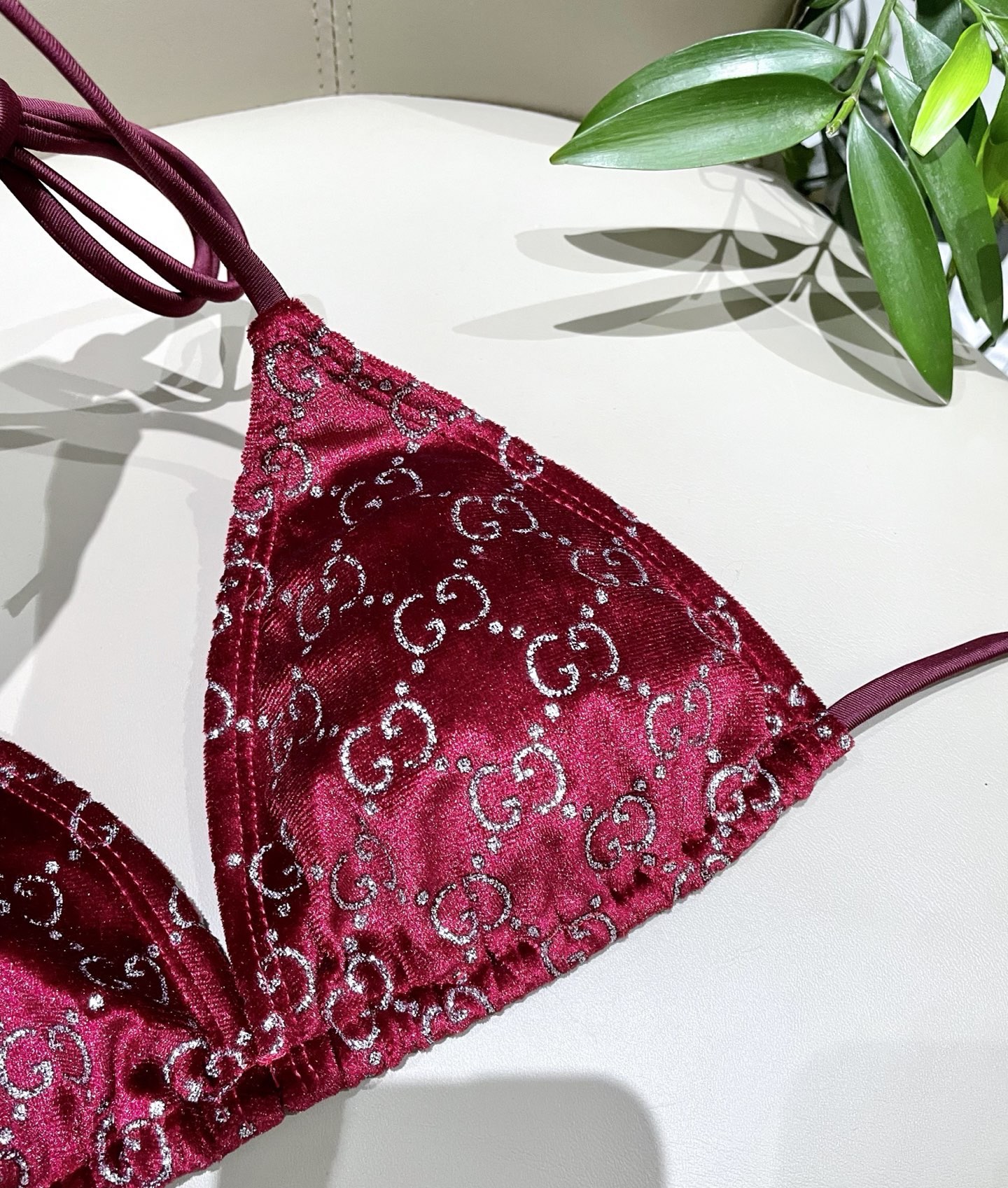 Gucci专柜新款泳衣 😍🥰适合多种场景的游泳衣🏊‍♀️海边 游泳池 温泉 水上乐园 漂流都可以😌内搭也