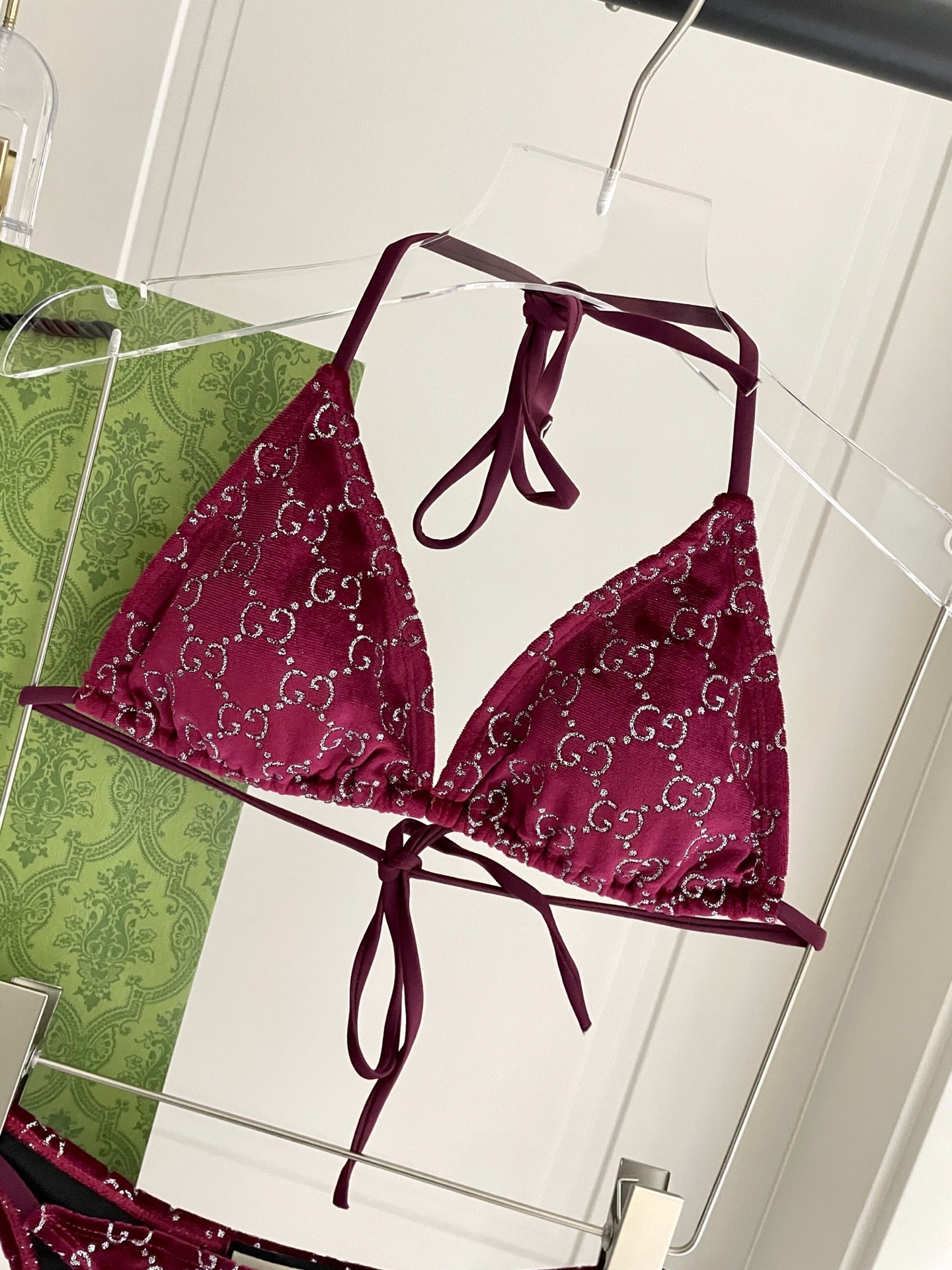 Gucci专柜新款泳衣 😍🥰适合多种场景的游泳衣🏊‍♀️海边 游泳池 温泉 水上乐园 漂流都可以😌内搭也