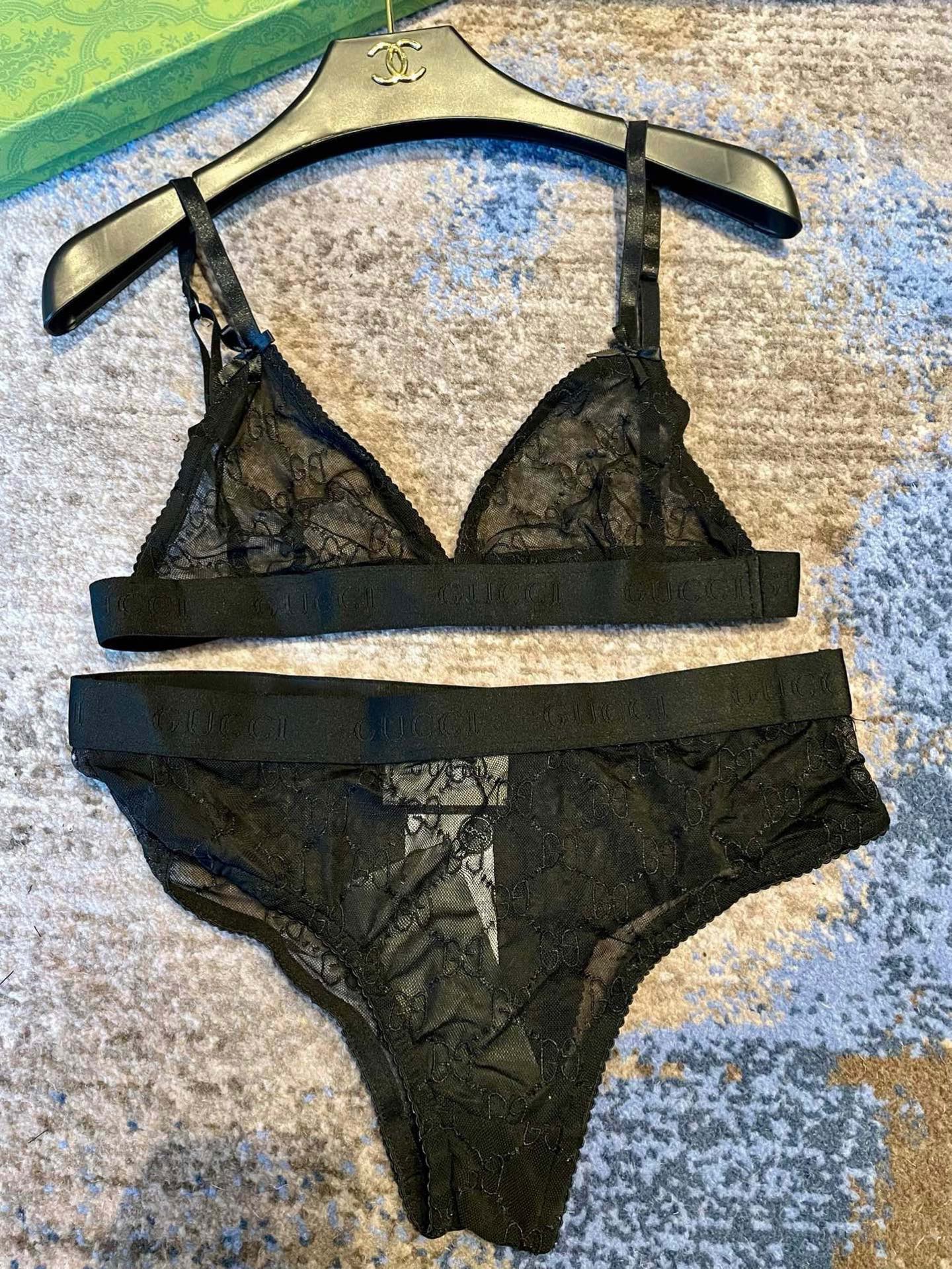Gucci G家字母刺绣网纱性感比基尼 半透明型 黑色 诉说着纯粹的性感 胸前深V➕蕾丝网纱设计 提升了