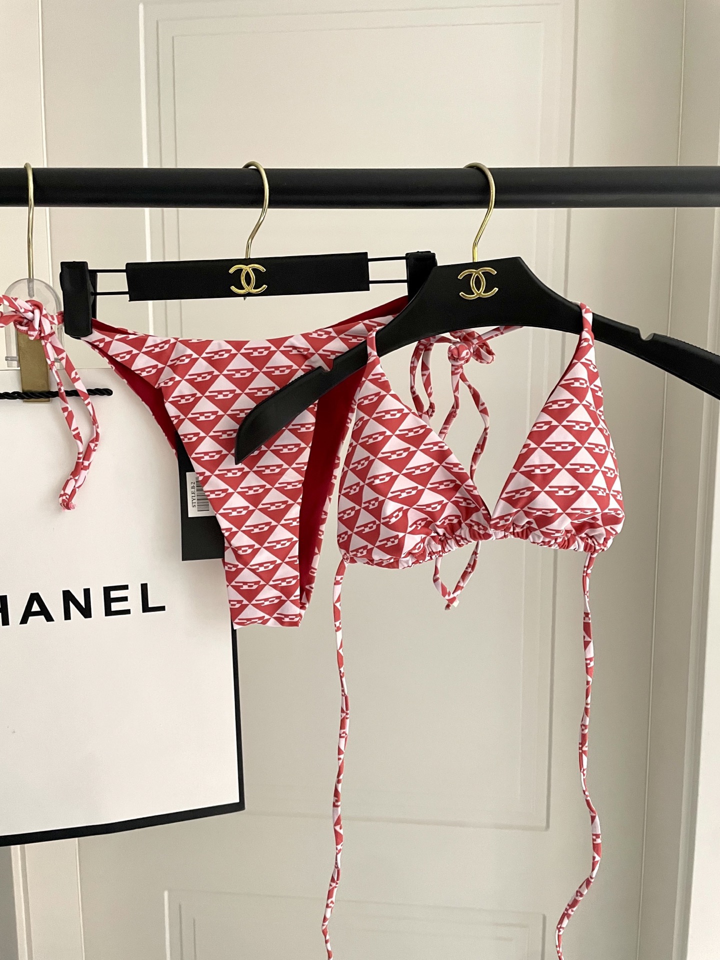 Diesel新款比基尼 😍🥰适合多种场景的游泳衣🏊‍♀️海边 游泳池 温泉 水上乐园 漂流都可以😌内搭也