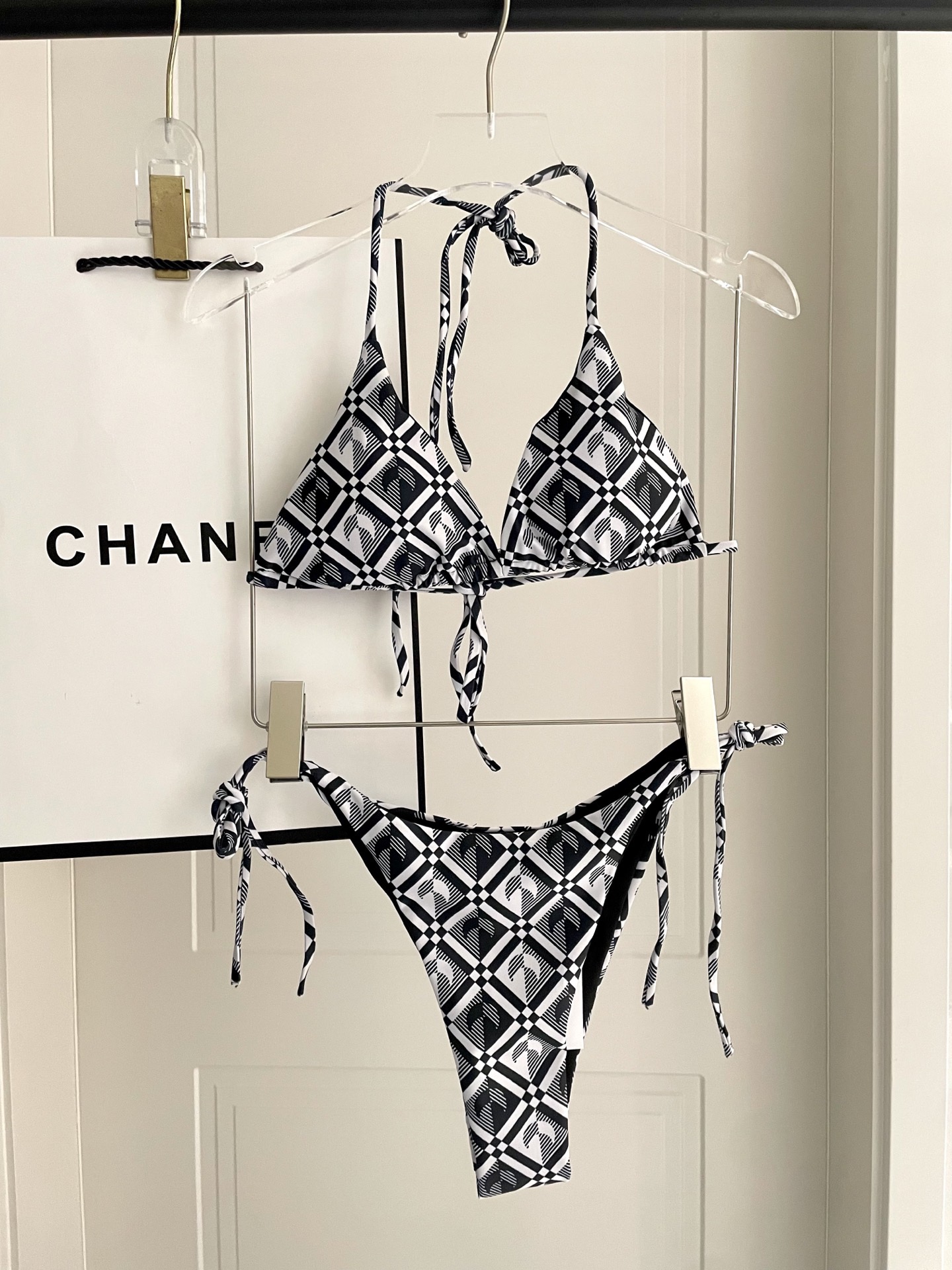 Diesel新款比基尼 😍🥰适合多种场景的游泳衣🏊‍♀️海边 游泳池 温泉 水上乐园 漂流都可以😌内搭也