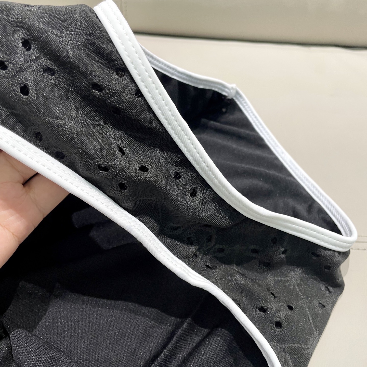 Chanel新款连体😍🥰适合多种场景的游泳衣🏊‍♀️海边 游泳池 温泉 水上乐园 漂流都可以😌内搭也完全