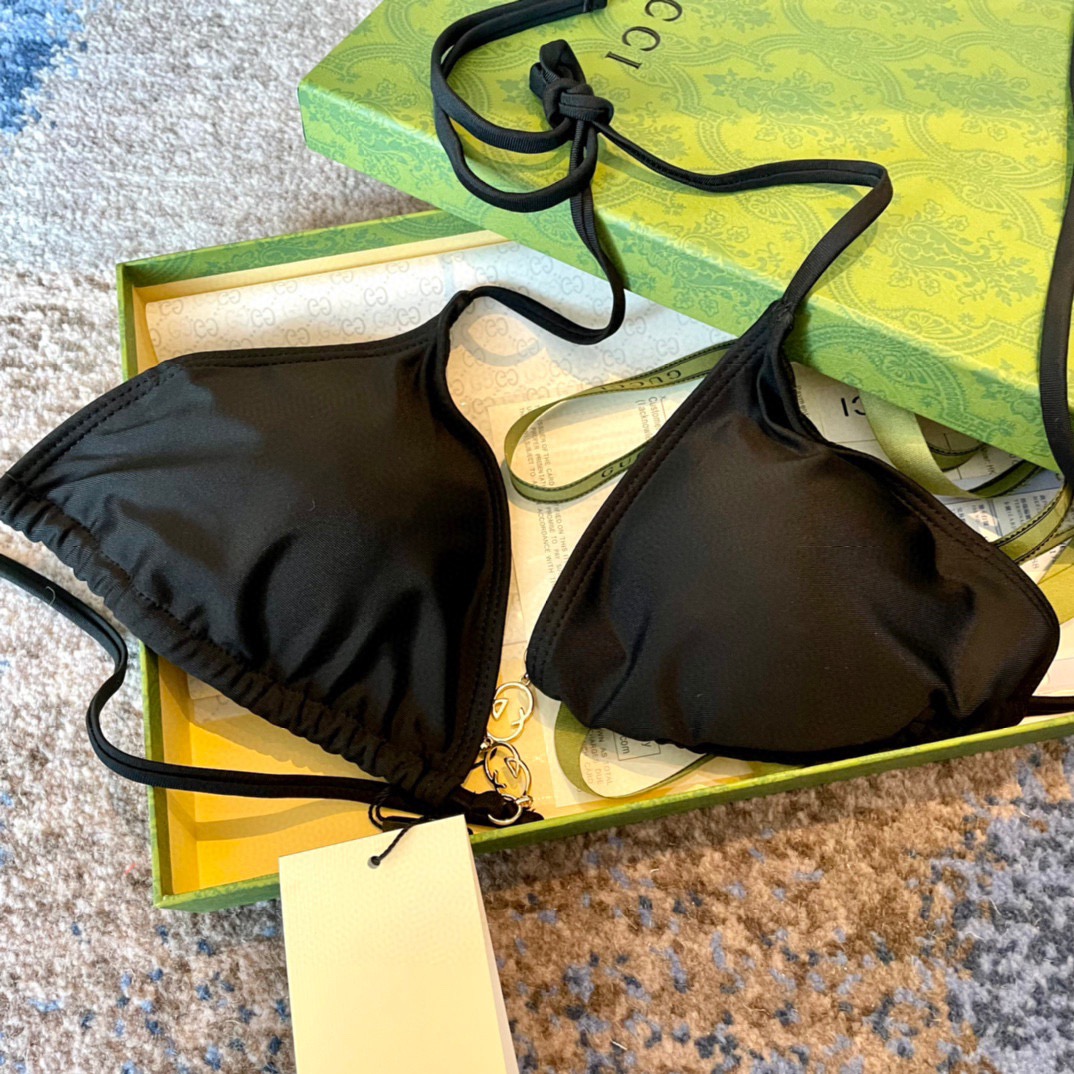 Gucci新款比基尼😍🥰适合多种场景的游泳衣🏊‍♀️海边 游泳池 温泉 水上乐园 漂流都可以😌内搭也完全