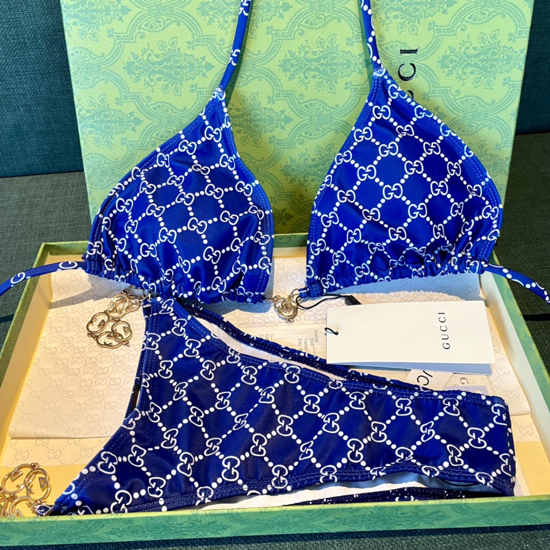 Gucci新款连体😍🥰适合多种场景的游泳衣🏊‍♀️海边 游泳池 温泉 水上乐园 漂流都可以😌内搭也完全可