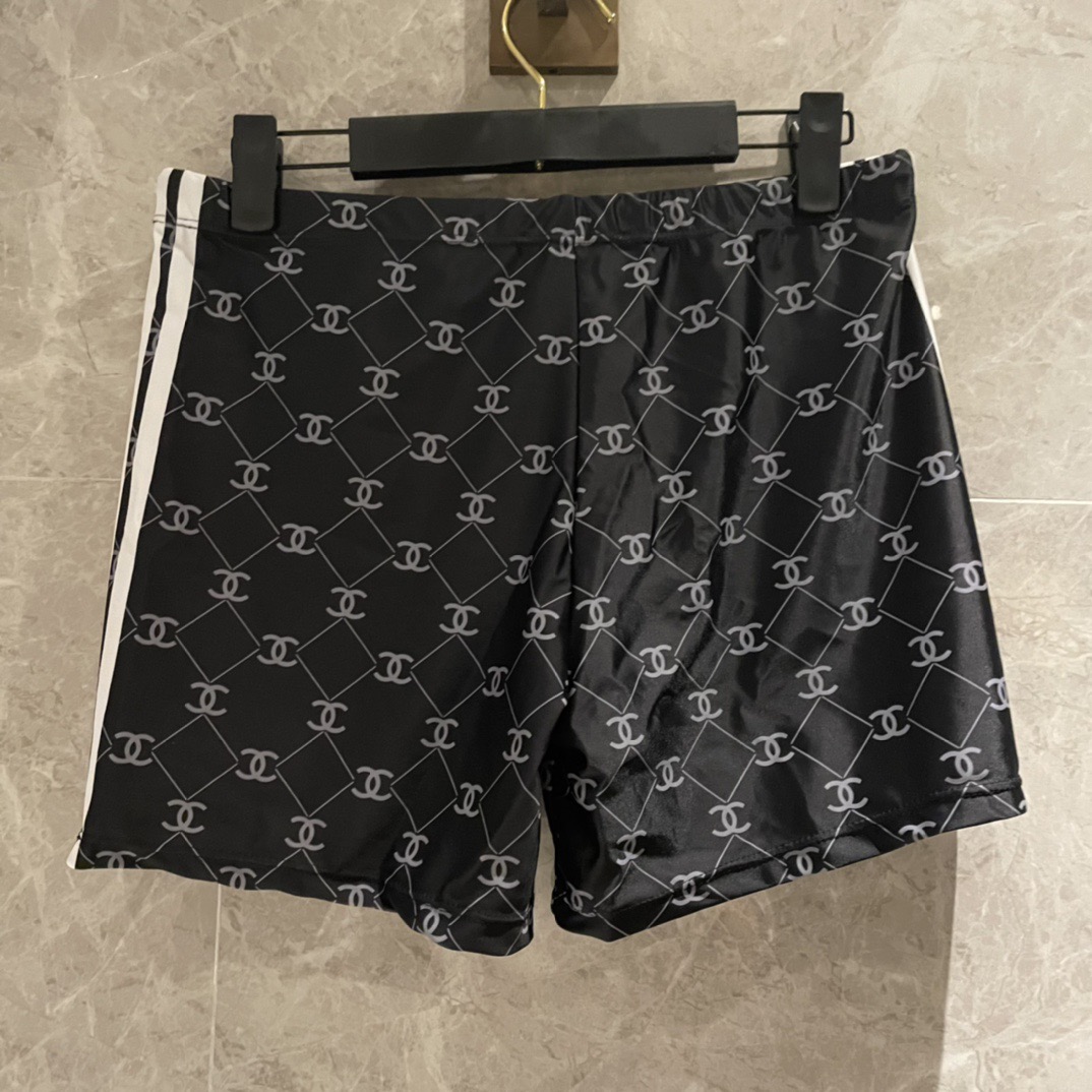 Chanel男士泳裤👑高级定制泳裤👑抽绳设计 上新度假系列🏖专属泳衣［色][色][色]超级爱！[色]来自