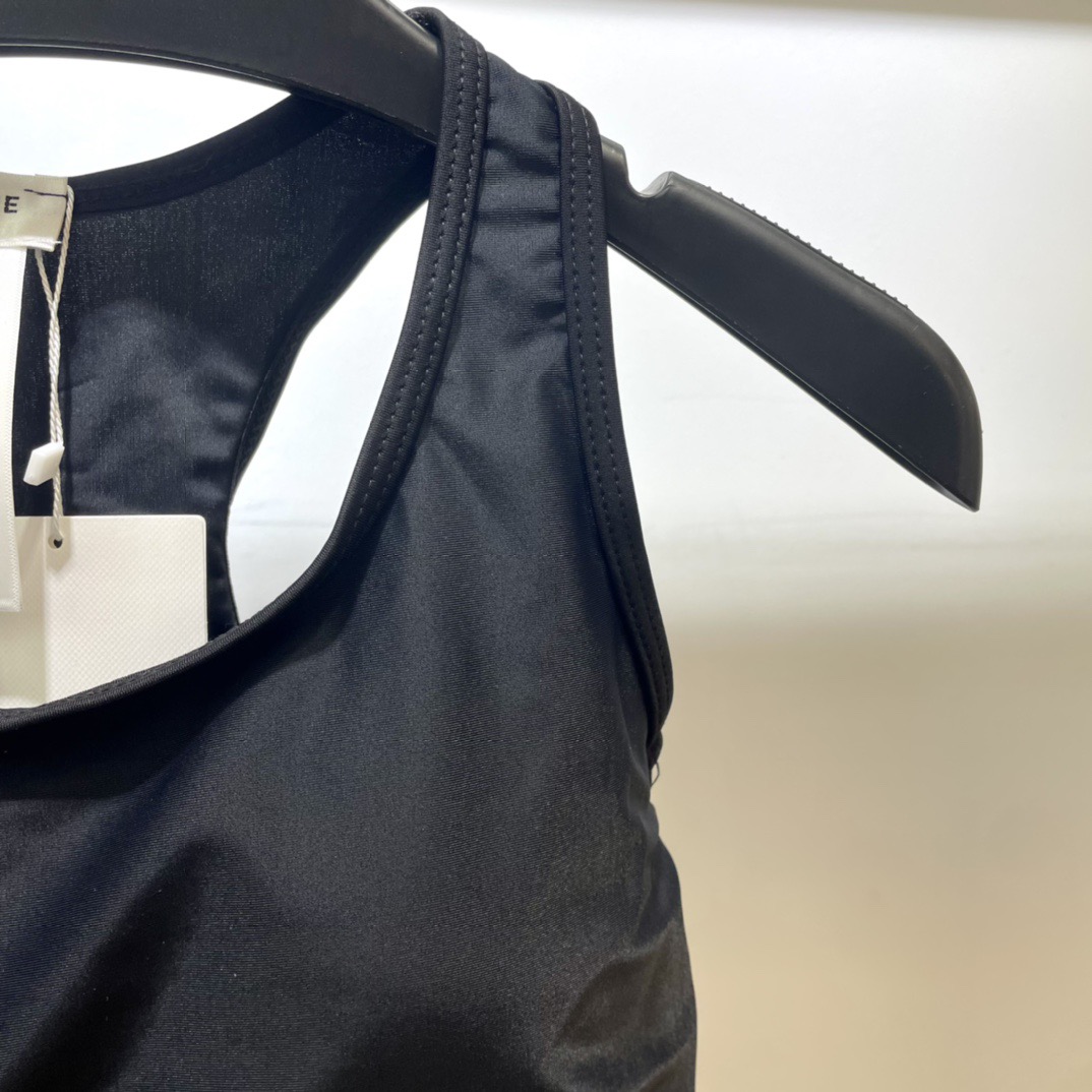 Celine新款高弹力健身瑜伽服运动套装~塑腰小背心（带胸垫）+修身提臀显瘦打底裤踩脚 黑色 S M L