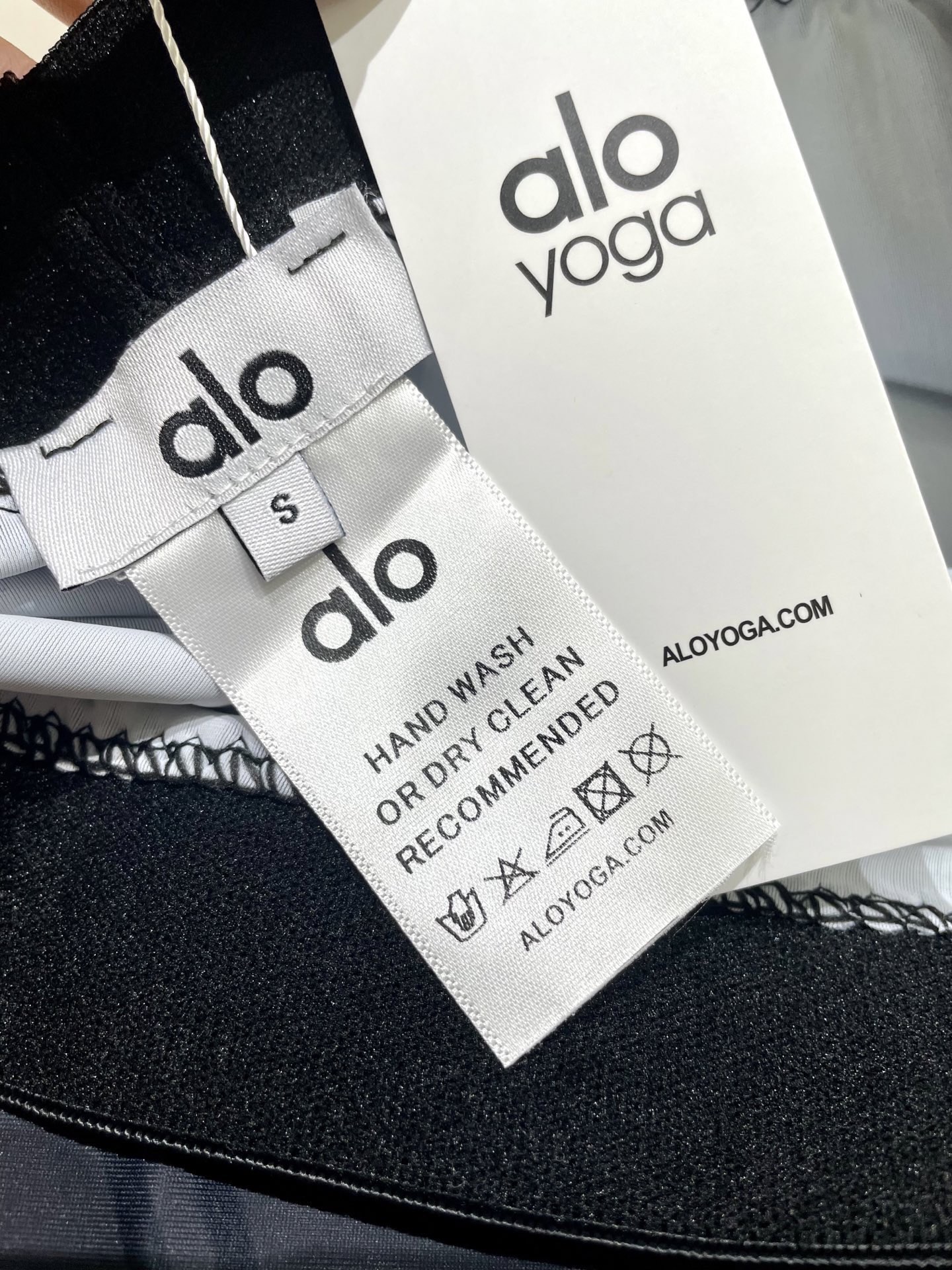 ALO新款高弹力健身长款瑜伽服运动套装~小背心➕修身提臀显瘦打底裤S M L Xl