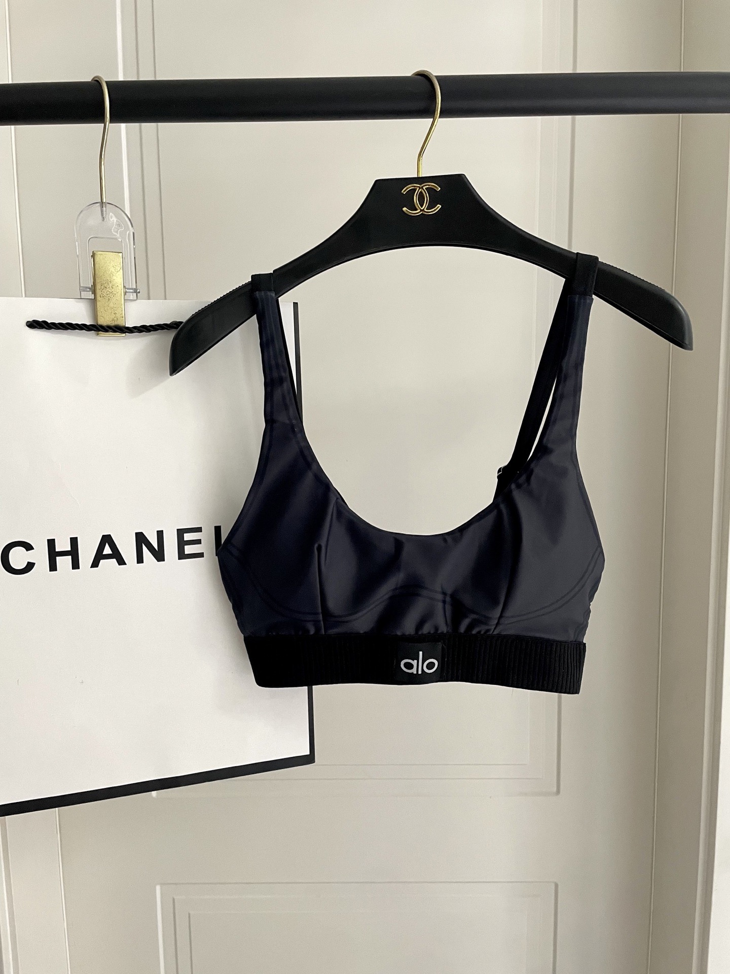 ALO新款高弹力健身长款瑜伽服运动套装~小背心➕修身提臀显瘦打底裤S M L Xl