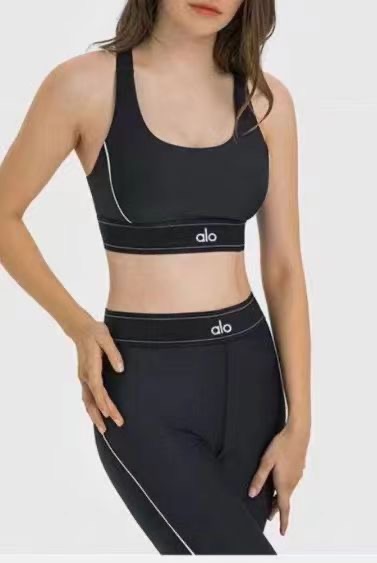 ALO新款高弹力健身长款瑜伽服运动套装~小背心➕修身提臀显瘦打底裤S M L Xl