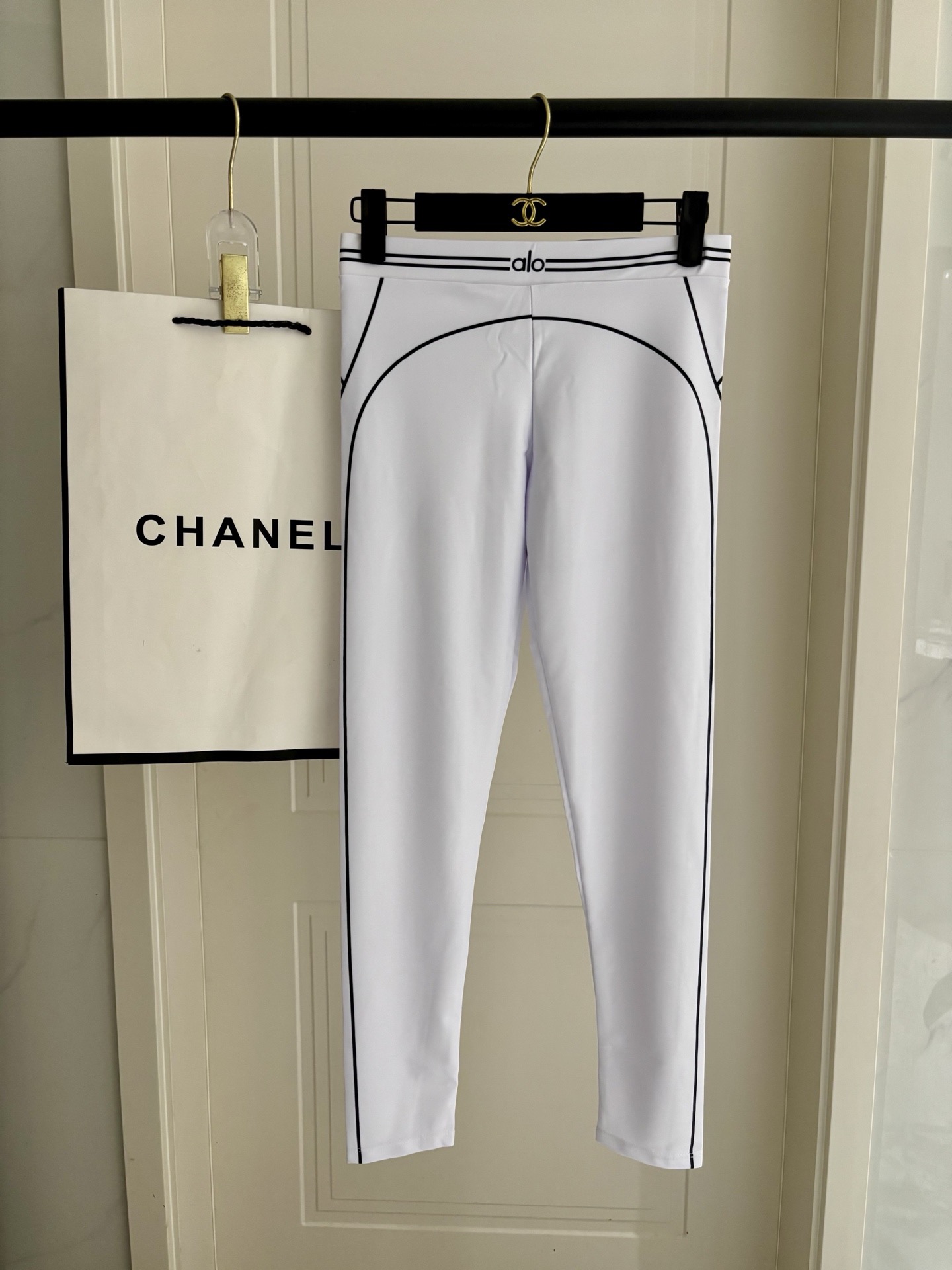 ALO新款高弹力健身长款瑜伽服运动套装~小背心➕修身提臀显瘦打底裤S M L Xl