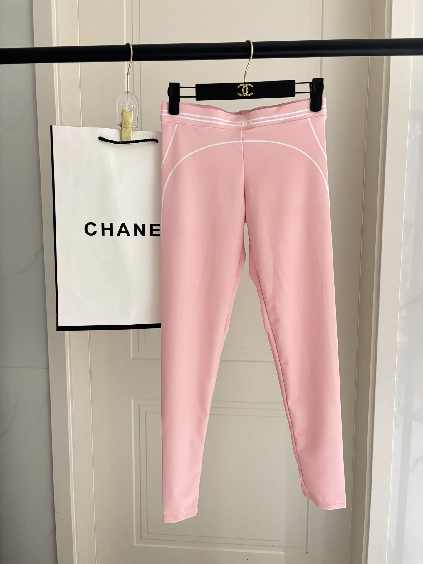 ALO新款高弹力健身长款瑜伽服运动套装~小背心➕修身提臀显瘦打底裤S M L Xl