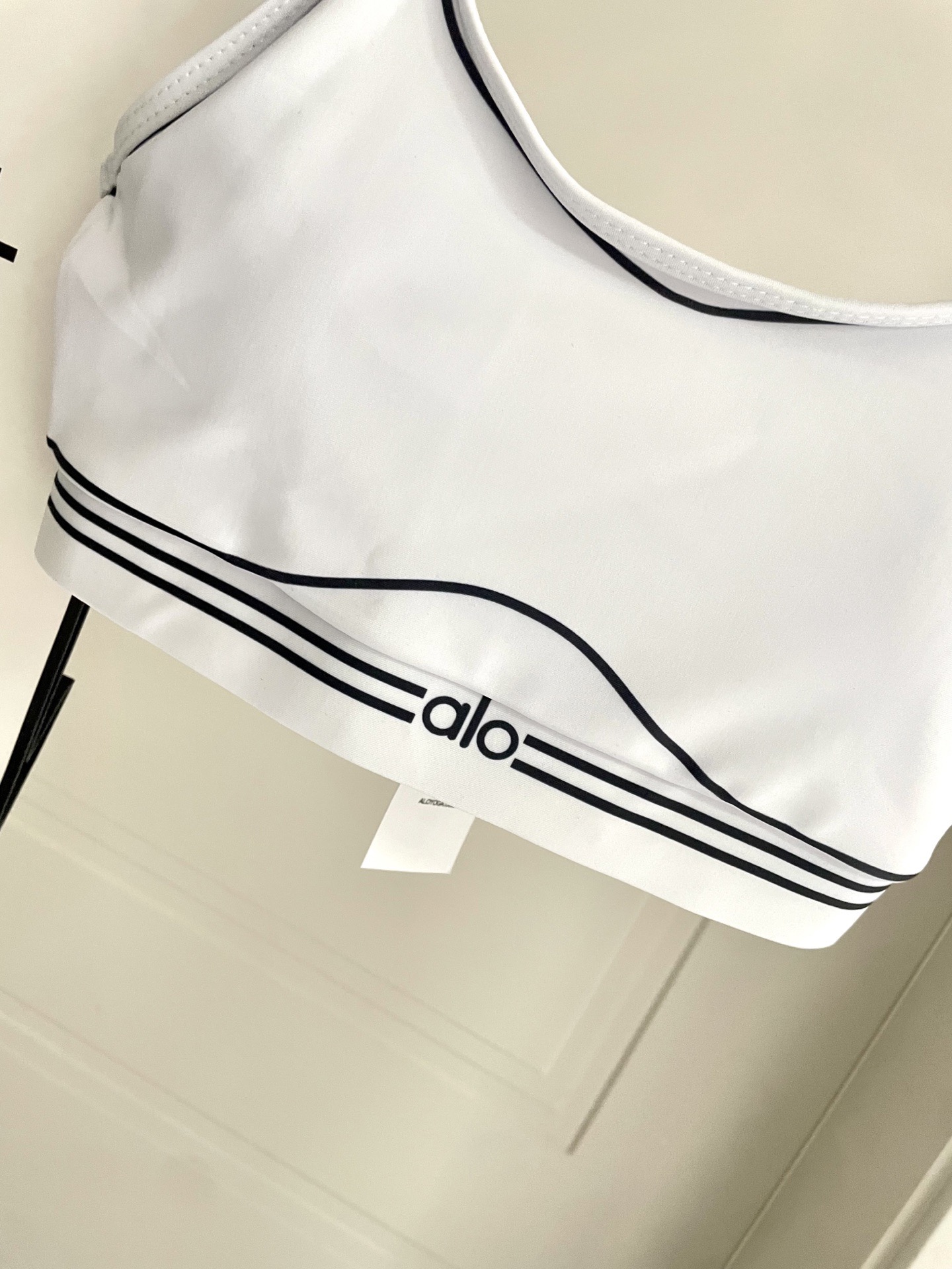 ALO新款高弹力健身短款瑜伽服运动套装~小背心➕修身提臀显瘦打底裤S M L Xl