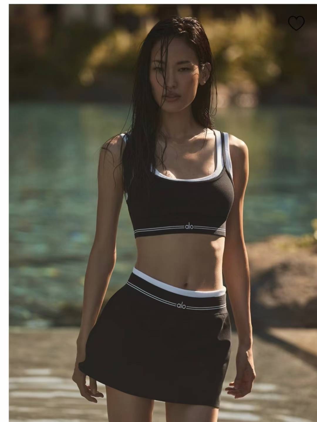 ALO新款高弹力健身短款瑜伽服运动套装~小背心➕修身提臀显瘦裤裙S M L Xl