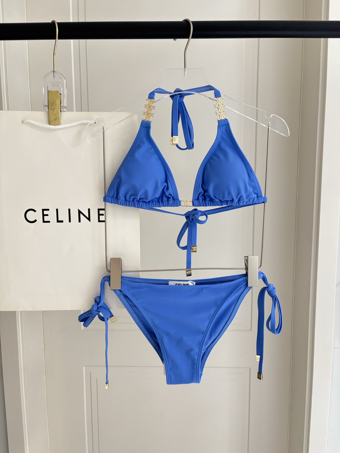 Celine Celine分体泳衣新款 海边