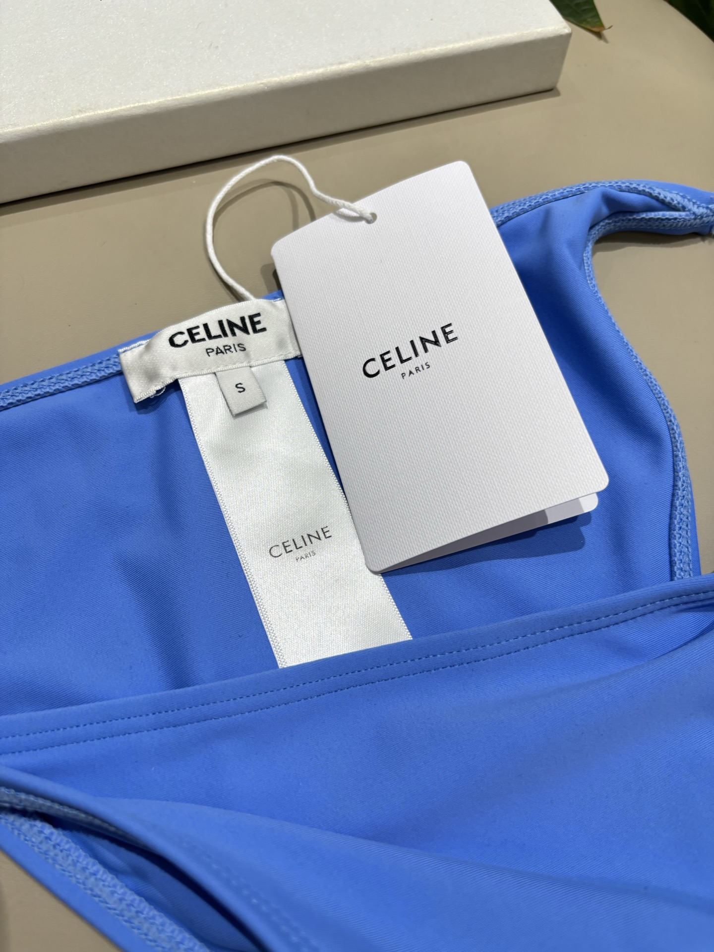 Celine Celine分体泳衣新款 海边