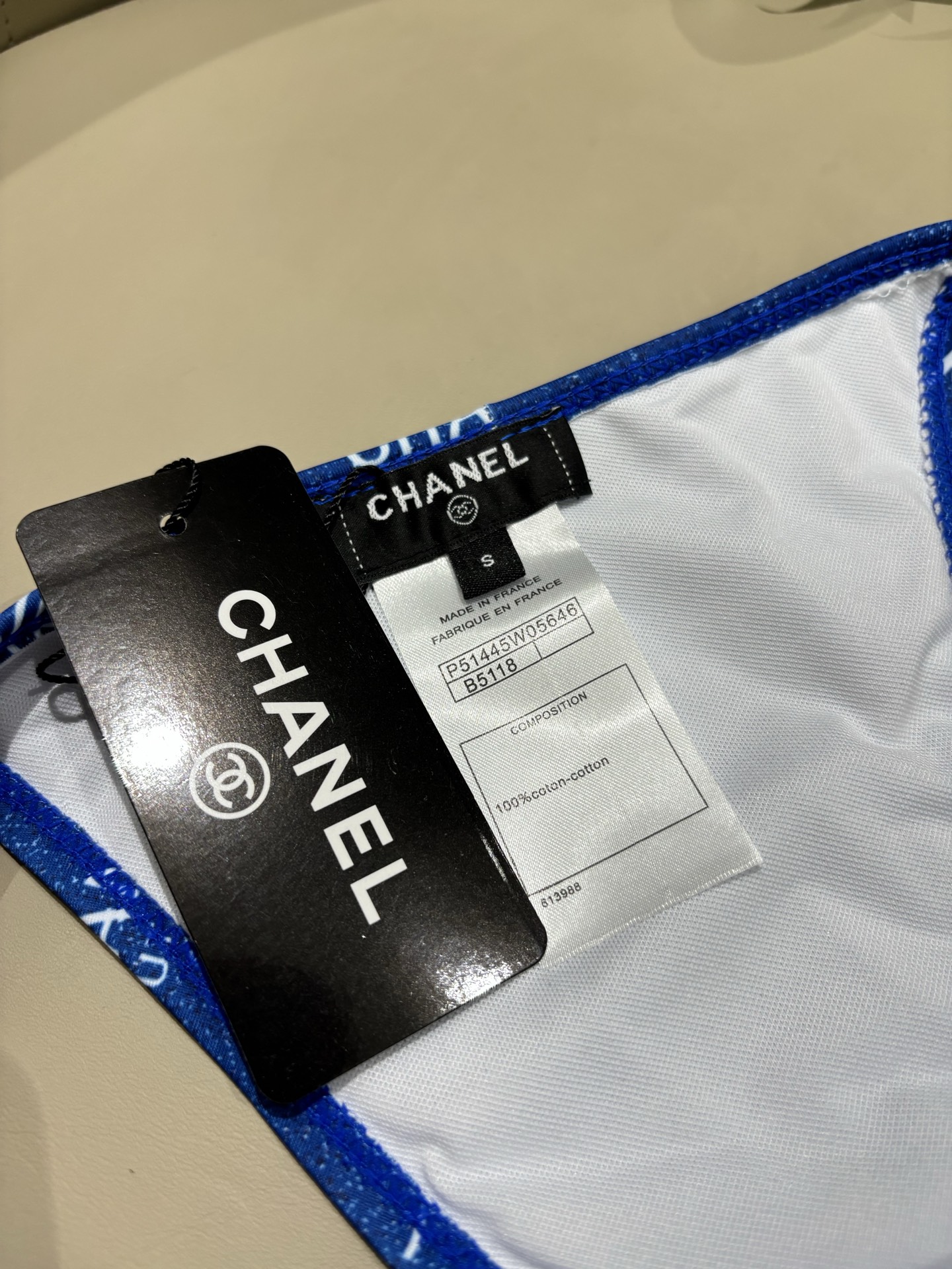 Chanel Chanel比基尼新款 海边 游泳池
