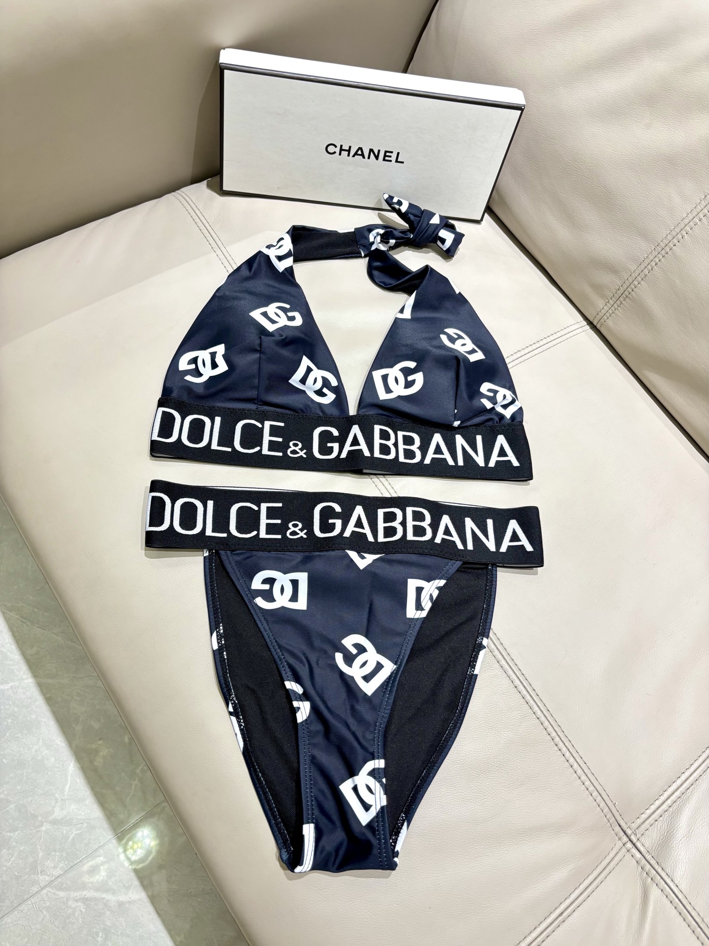 Dolce & Gabbana DG比基尼新款 海边 游泳池 温泉