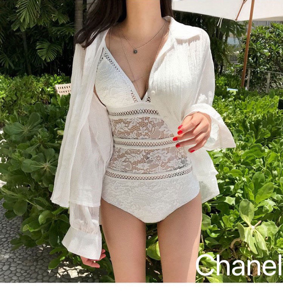 Chanel最新款镂空网纱连体泳衣 旅游拍照打卡必备单品 超级出片 🉑️搭配裤裙纱裙 超美 数量有限 姐