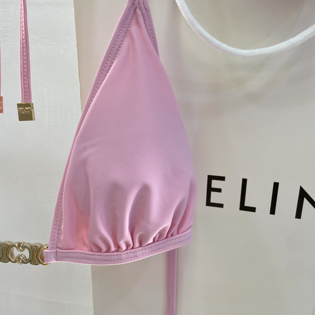 Celine新款泳衣👙❤️😍🥰适合多种场景的游泳衣🏊‍♀️海边 游泳池 温泉 水上乐园 漂流都可以😌内搭