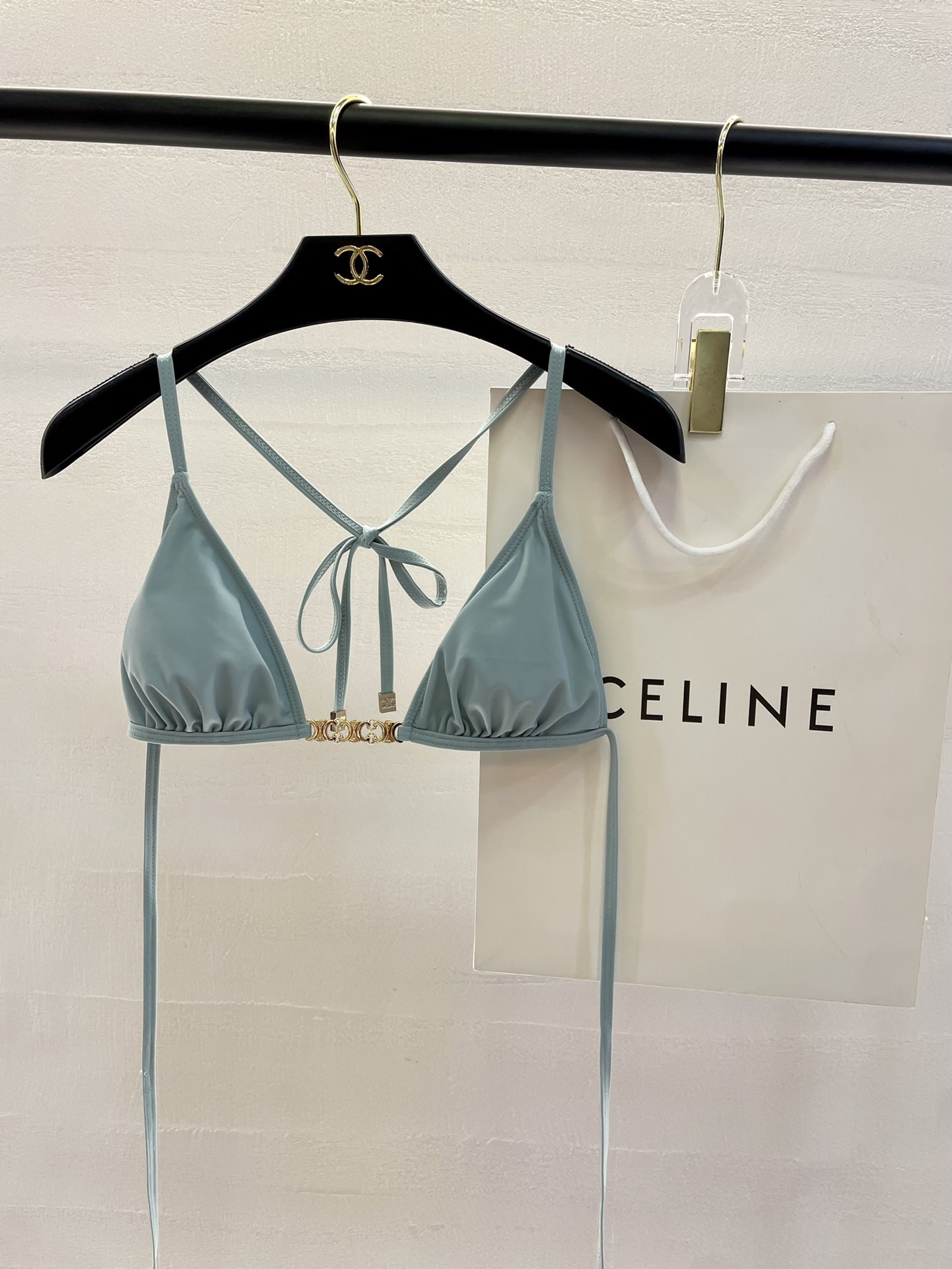 Celine新款泳衣👙❤️😍🥰适合多种场景的游泳衣🏊‍♀️海边 游泳池 温泉 水上乐园 漂流都可以😌内搭