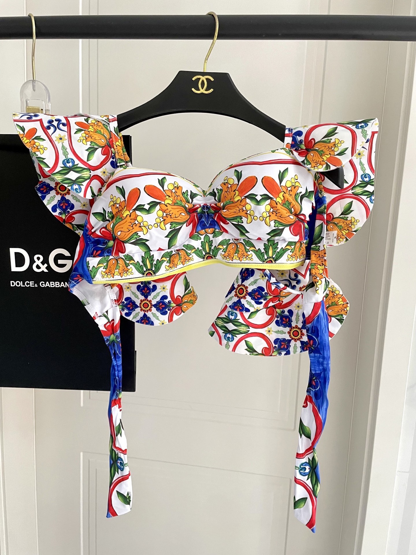 DG新款连体泳衣 时尚潮流款 😍🥰适合多种场景的游泳衣🏊‍♀️海边 游泳池 温泉 水上乐园 漂流都可以😌