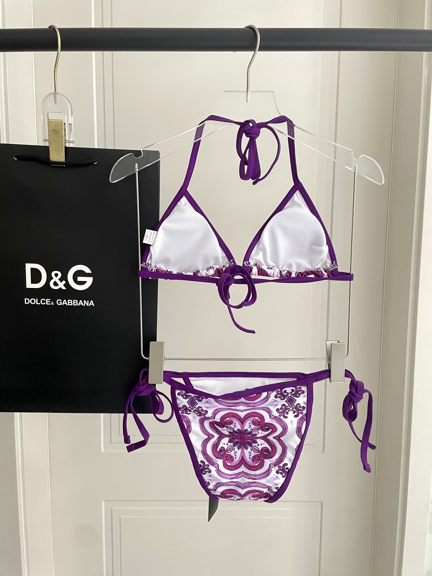 DG新款比基尼泳衣 时尚潮流款 😍🥰适合多种场景的游泳衣🏊‍♀️海边 游泳池 温泉 水上乐园 漂流都可以