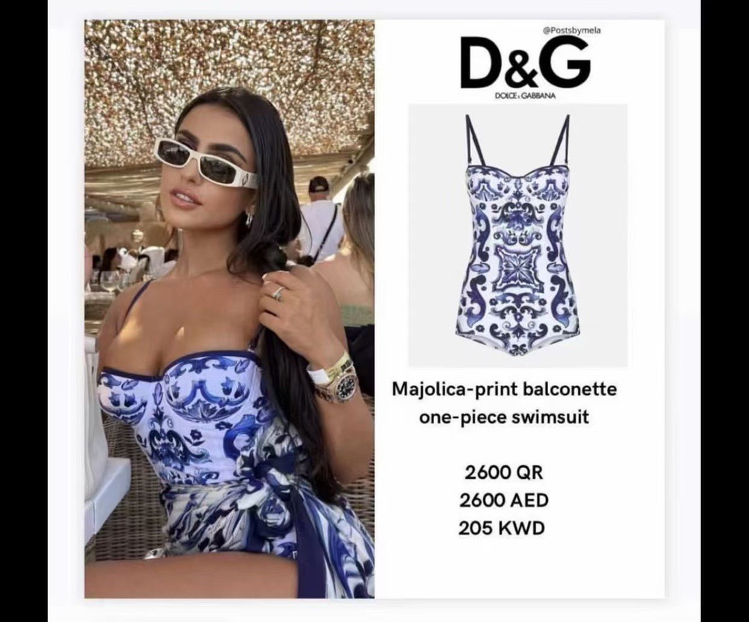 DG新款连体泳衣 时尚潮流款 😍🥰适合多种场景的游泳衣🏊‍♀️海边 游泳池 温泉 水上乐园 漂流都可以😌