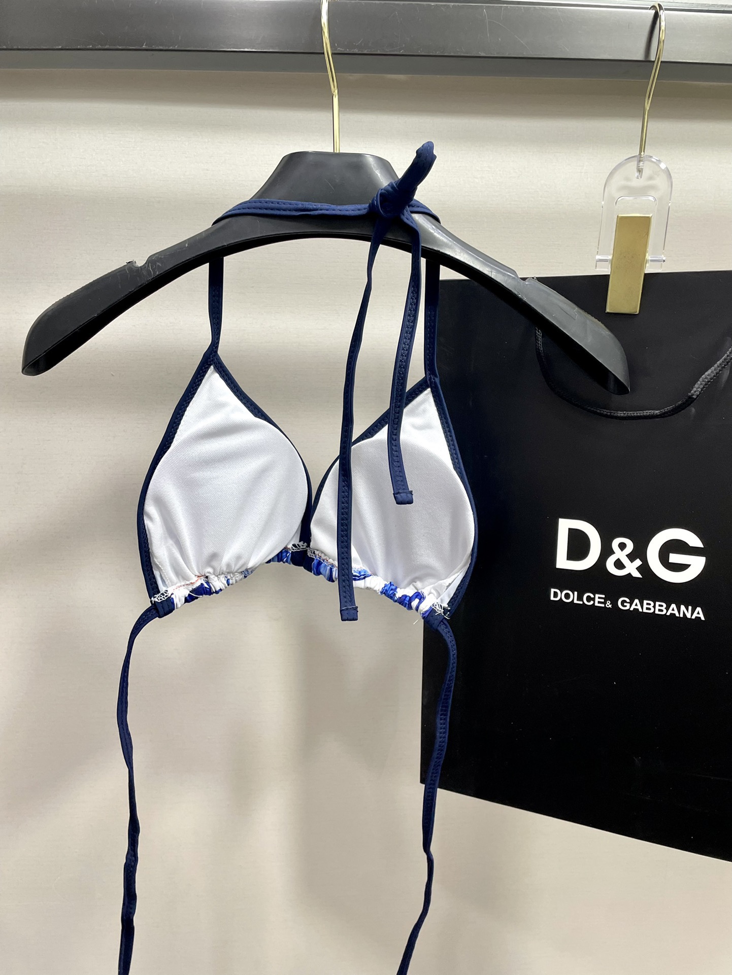 DG新款比基尼泳衣 时尚潮流款 😍🥰适合多种场景的游泳衣🏊‍♀️海边 游泳池 温泉 水上乐园 漂流都可以