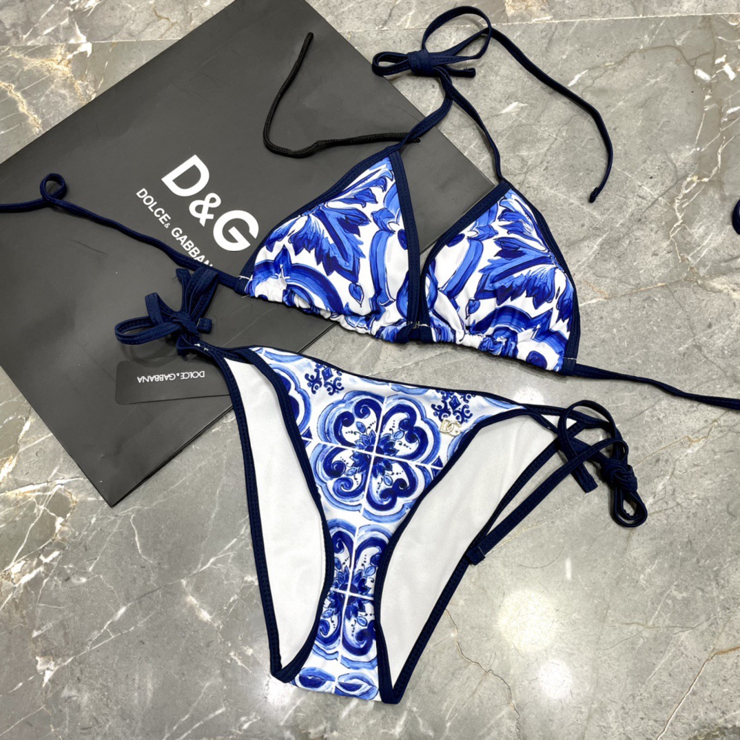 DG新款比基尼泳衣 时尚潮流款 😍🥰适合多种场景的游泳衣🏊‍♀️海边 游泳池 温泉 水上乐园 漂流都可以